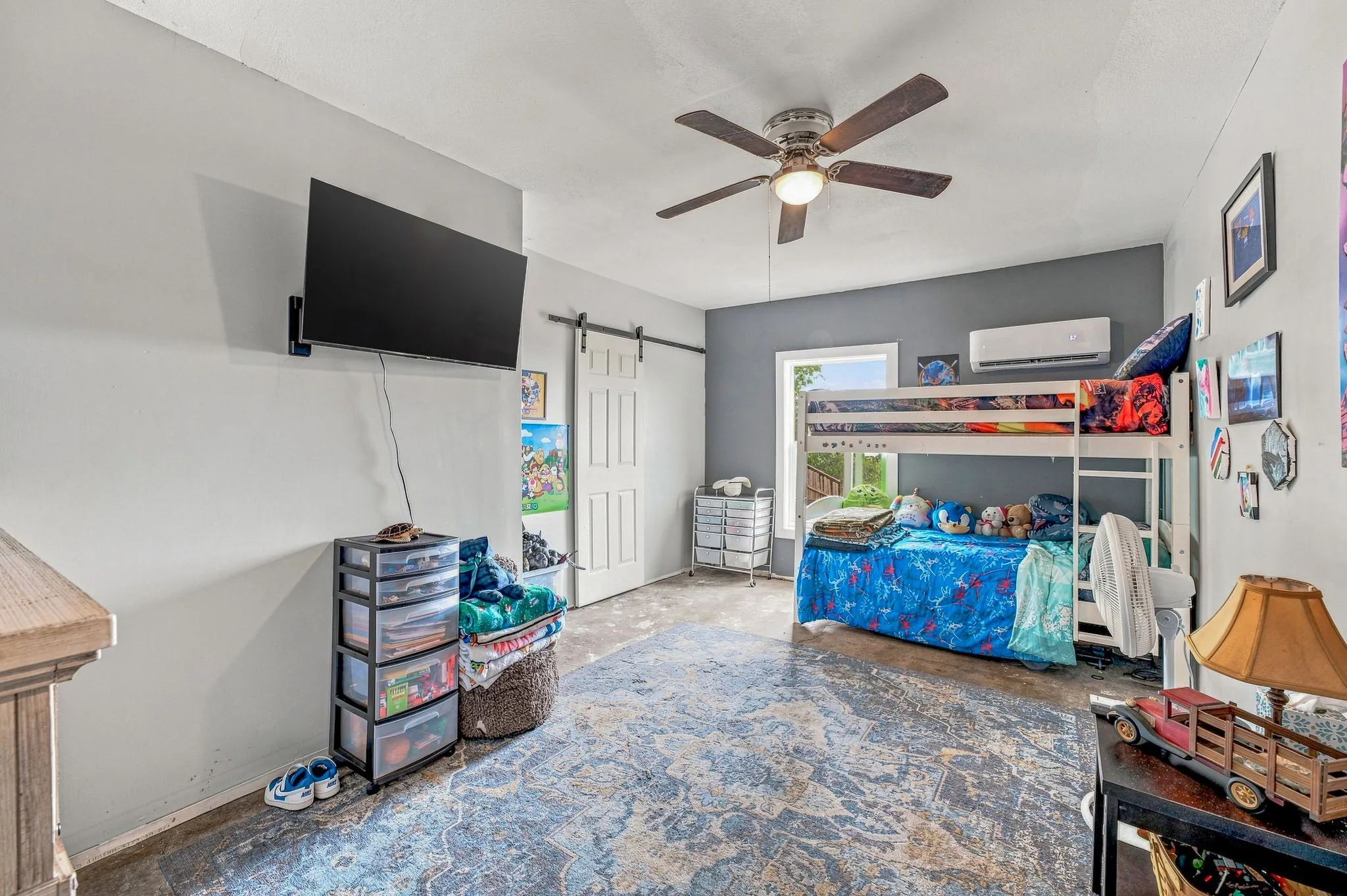Single Family Residence For Sale in Parker County , 5351 Upper Denton Road, Weatherford, Texas 76085, 5 Bedroom, 4 Bathroom, Garage spaces, 2,853 Sqft, built in 1981, mls#21370174, Real Estate Agent in Weatherford, Homes For Sale in Parker county, Homes For Sale in Weatherford, Realtor in Weatherford Texas, Real Estate Brokerage Independent Realty Texas, Luminita Cordes Realtor