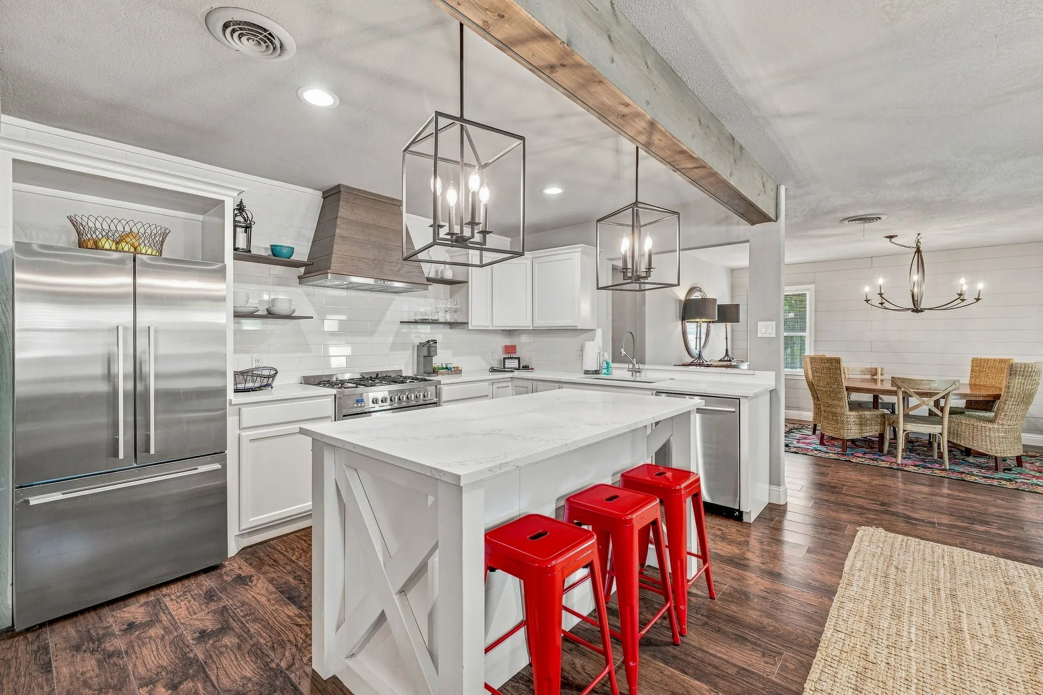 Single Family Residence For Sale in Tarrant County , 5881 Tracyne Drive, Westworth Village, Texas 76114, 3 Bedroom, 3 Bathroom, 2 Garage spaces, 1,473 Sqft, built in 1954, mls#21369812, Real Estate Agent in Westworth Village, Homes For Sale in Tarrant county, Homes For Sale in Westworth Village, Realtor in Westworth Village Texas, Real Estate Brokerage Independent Realty Texas, Luminita Cordes Realtor