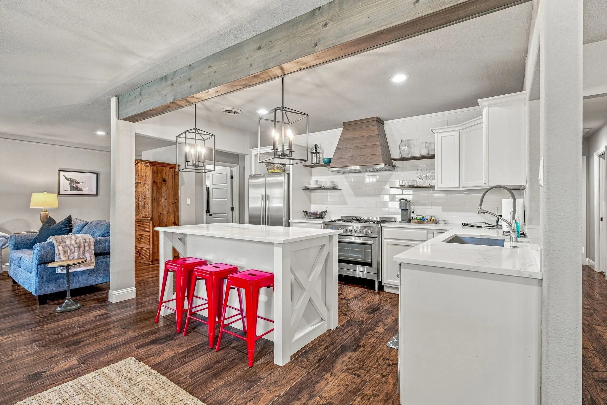 Single Family Residence For Sale in Tarrant County , 5881 Tracyne Drive, Westworth Village, Texas 76114, 3 Bedroom, 3 Bathroom, 2 Garage spaces, 1,473 Sqft, built in 1954, mls#21369812, Real Estate Agent in Westworth Village, Homes For Sale in Tarrant county, Homes For Sale in Westworth Village, Realtor in Westworth Village Texas, Real Estate Brokerage Independent Realty Texas, Luminita Cordes Realtor