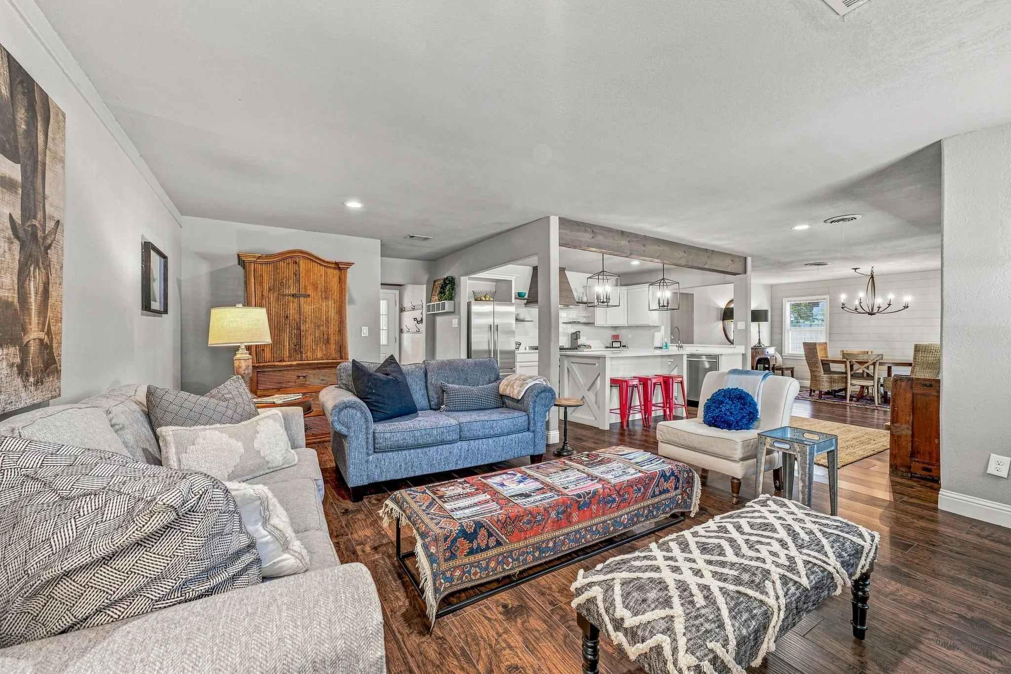 Single Family Residence For Sale in Tarrant County , 5881 Tracyne Drive, Westworth Village, Texas 76114, 3 Bedroom, 3 Bathroom, 2 Garage spaces, 1,473 Sqft, built in 1954, mls#21369812, Real Estate Agent in Westworth Village, Homes For Sale in Tarrant county, Homes For Sale in Westworth Village, Realtor in Westworth Village Texas, Real Estate Brokerage Independent Realty Texas, Luminita Cordes Realtor