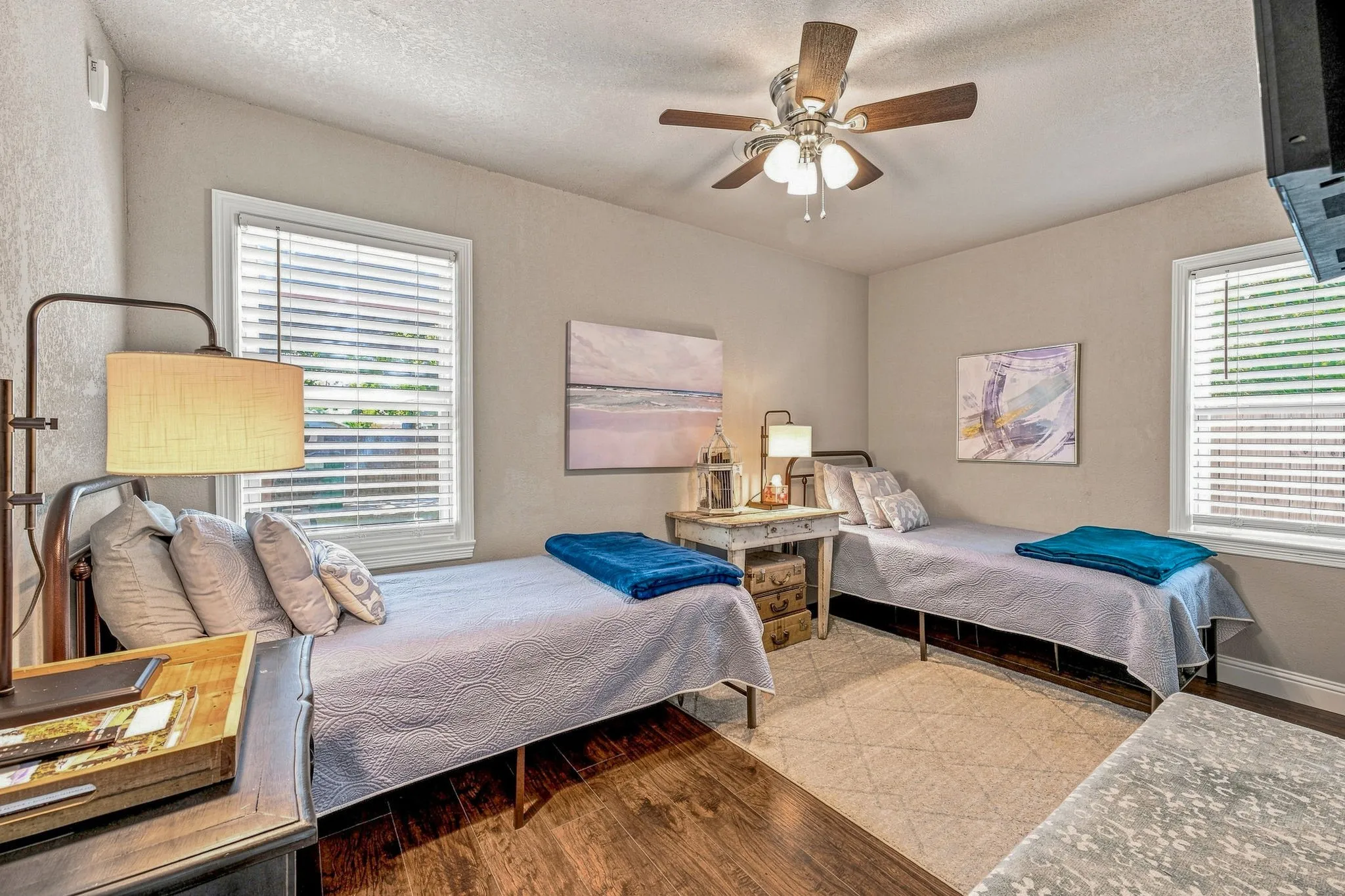 Single Family Residence For Sale in Tarrant County , 5881 Tracyne Drive, Westworth Village, Texas 76114, 3 Bedroom, 3 Bathroom, 2 Garage spaces, 1,473 Sqft, built in 1954, mls#21369812, Real Estate Agent in Westworth Village, Homes For Sale in Tarrant county, Homes For Sale in Westworth Village, Realtor in Westworth Village Texas, Real Estate Brokerage Independent Realty Texas, Luminita Cordes Realtor