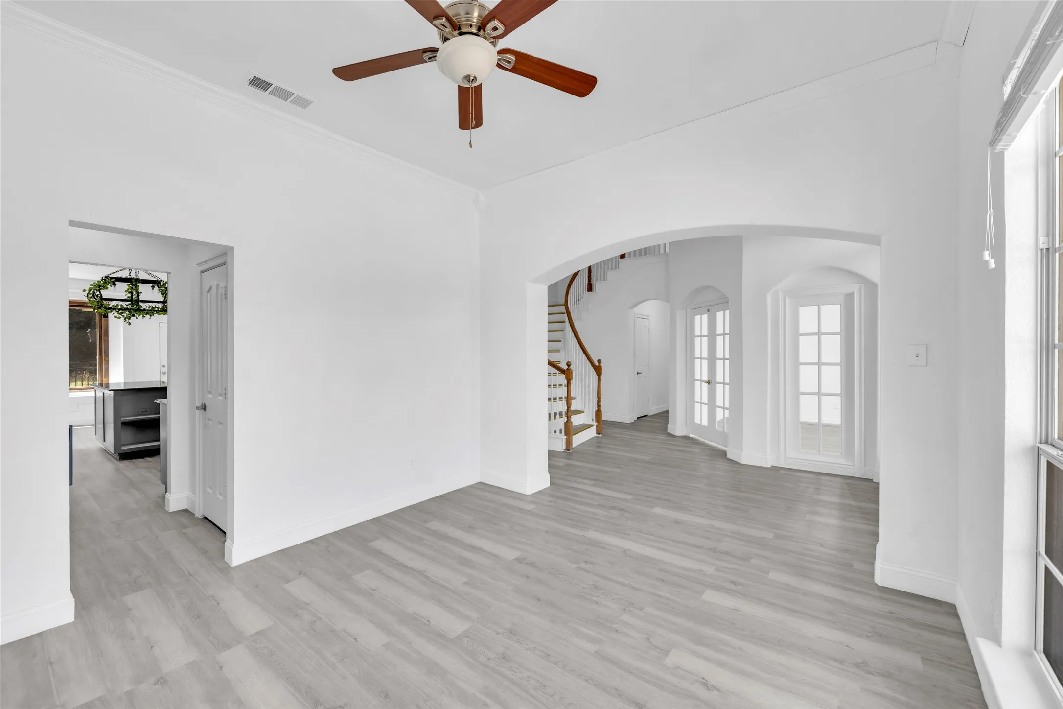 Single Family Residence For Sale in Denton County , 2622 Westwind Drive, Corinth, Texas 76210, 4 Bedroom, 3 Bathroom, 2 Garage spaces, 2,866 Sqft, built in 1998, mls#21372817, Real Estate Agent in Corinth, Homes For Sale in Denton county, Homes For Sale in Corinth, Realtor in Corinth Texas, Real Estate Brokerage Independent Realty Texas, Luminita Cordes Realtor