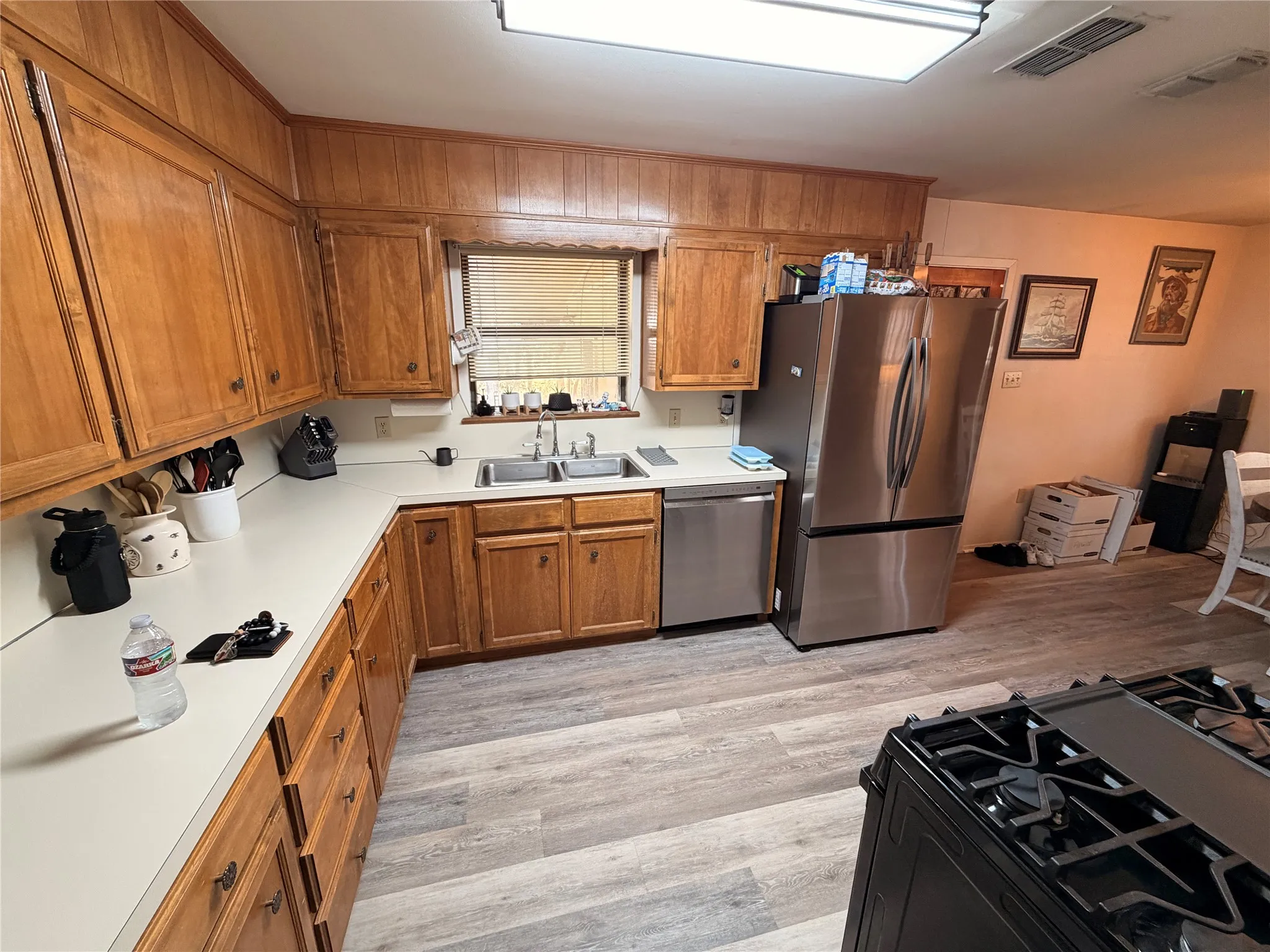 Single Family Residence For Sale in Eastland County , 319 S Fisher Street, Gorman, Texas 76454, 2 Bedroom, 2 Bathroom, 1 Garage spaces, 1,248 Sqft, built in 1983, mls#21372268, Real Estate Agent in Gorman, Homes For Sale in Eastland county, Homes For Sale in Gorman, Realtor in Gorman Texas, Real Estate Brokerage Independent Realty Texas, Luminita Cordes Realtor