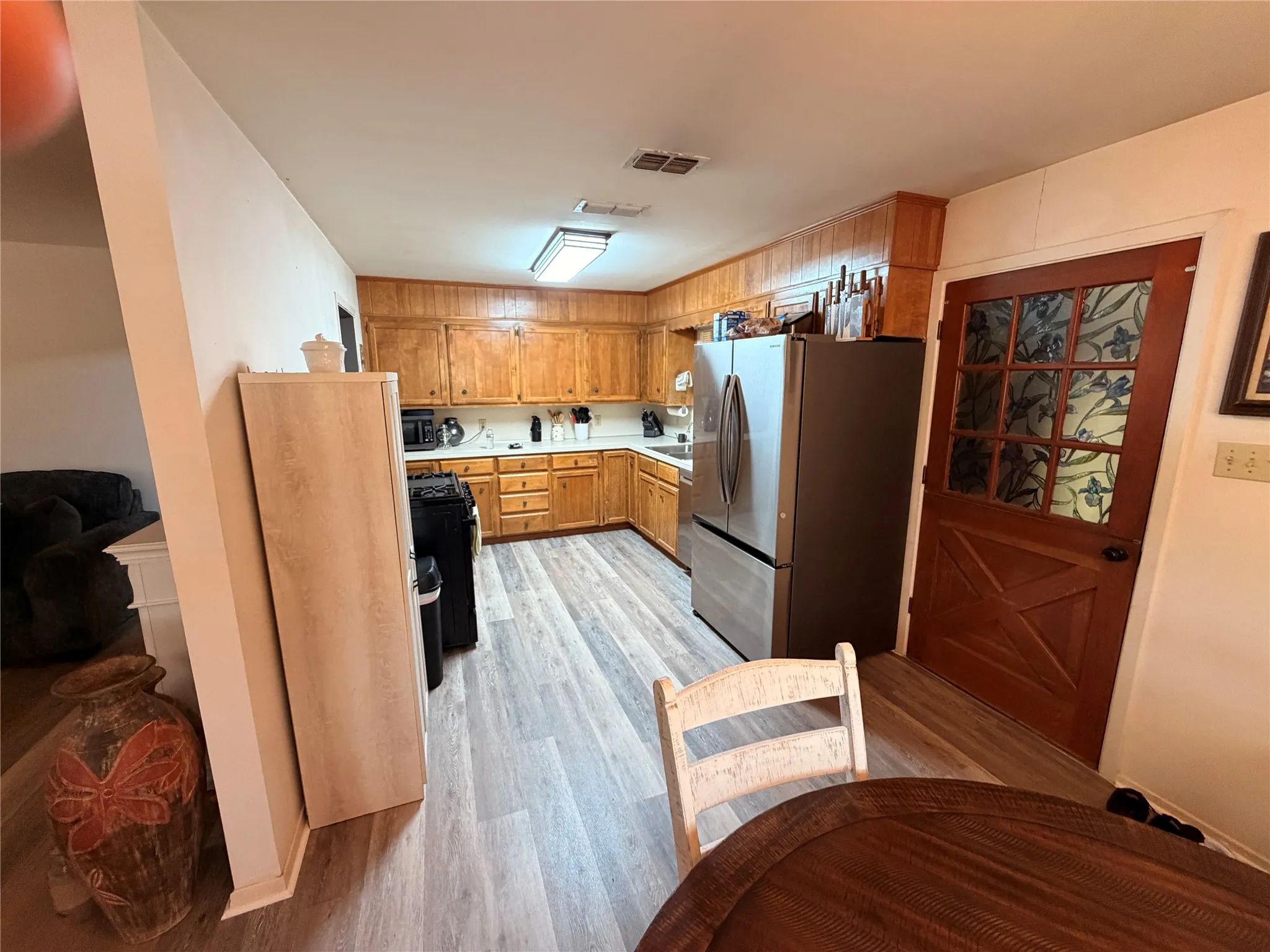 Single Family Residence For Sale in Eastland County , 319 S Fisher Street, Gorman, Texas 76454, 2 Bedroom, 2 Bathroom, 1 Garage spaces, 1,248 Sqft, built in 1983, mls#21372268, Real Estate Agent in Gorman, Homes For Sale in Eastland county, Homes For Sale in Gorman, Realtor in Gorman Texas, Real Estate Brokerage Independent Realty Texas, Luminita Cordes Realtor