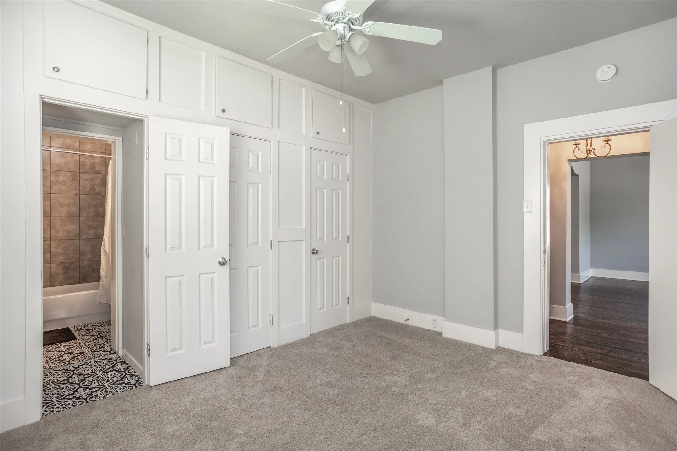 Single Family Residence For Sale in Cooke County , 230 E Main Street, Lindsay, Texas 76250, 3 Bedroom, 2 Bathroom, Garage spaces, 1,680 Sqft, built in 1922, mls#21372816, Real Estate Agent in Lindsay, Homes For Sale in Cooke county, Homes For Sale in Lindsay, Realtor in Lindsay Texas, Real Estate Brokerage Independent Realty Texas, Luminita Cordes Realtor