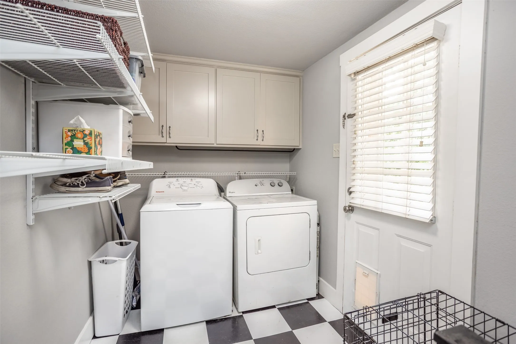 Single Family Residence For Sale in Cooke County , 230 E Main Street, Lindsay, Texas 76250, 3 Bedroom, 2 Bathroom, Garage spaces, 1,680 Sqft, built in 1922, mls#21372816, Real Estate Agent in Lindsay, Homes For Sale in Cooke county, Homes For Sale in Lindsay, Realtor in Lindsay Texas, Real Estate Brokerage Independent Realty Texas, Luminita Cordes Realtor