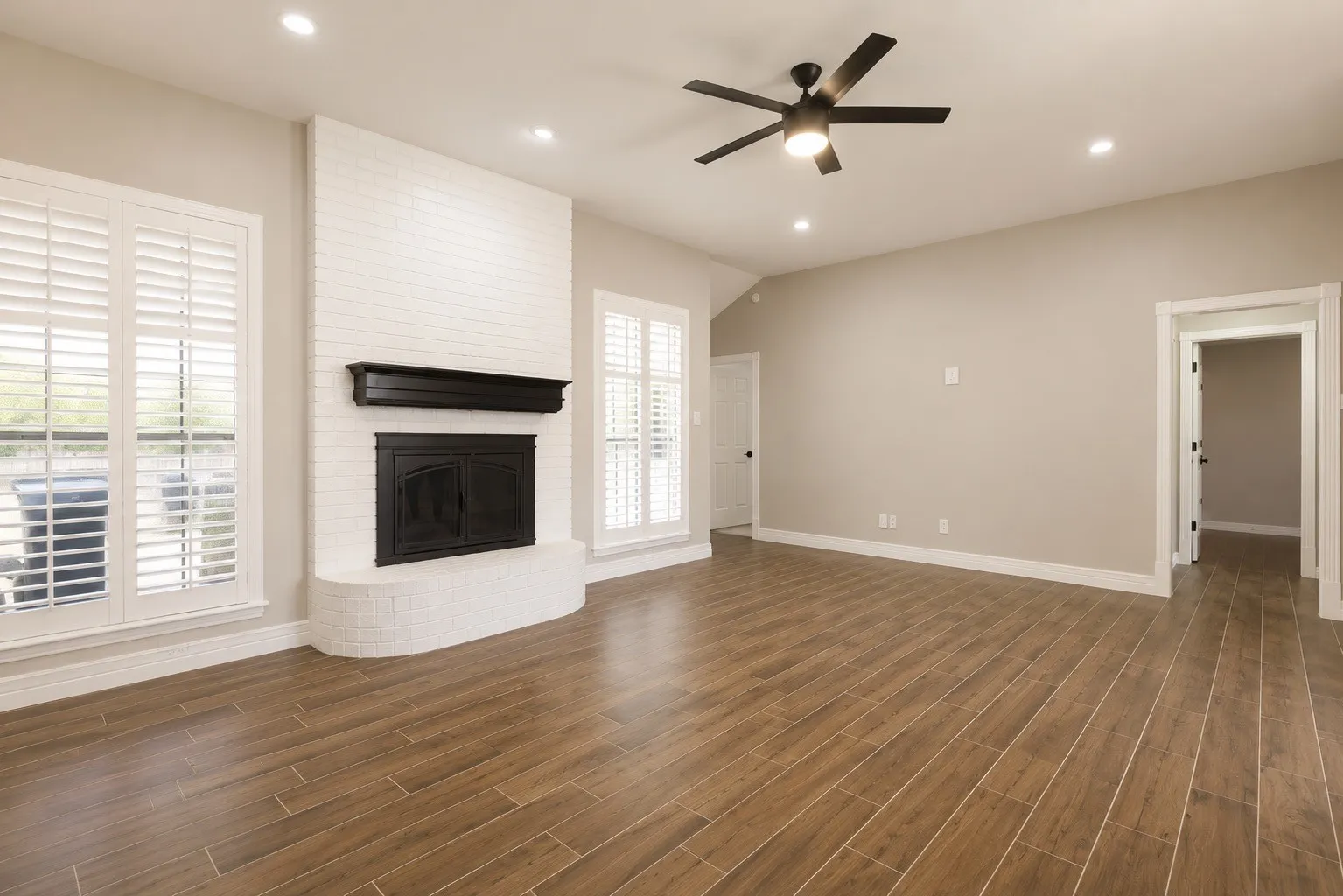 Single Family Residence For Sale in Johnson County , 548 NW Wintercrest Road, Burleson, Texas 76028, 3 Bedroom, 2 Bathroom, 2 Garage spaces, 1,616 Sqft, built in 1996, mls#21372818, Real Estate Agent in Burleson, Homes For Sale in Johnson county, Homes For Sale in Burleson, Realtor in Burleson Texas, Real Estate Brokerage Independent Realty Texas, Luminita Cordes Realtor