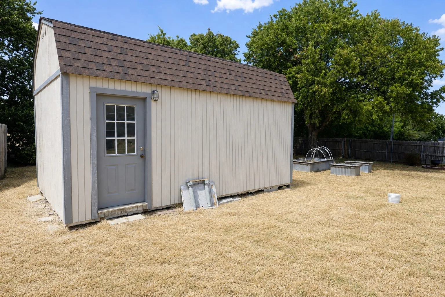 Single Family Residence For Sale in Johnson County , 548 NW Wintercrest Road, Burleson, Texas 76028, 3 Bedroom, 2 Bathroom, 2 Garage spaces, 1,616 Sqft, built in 1996, mls#21372818, Real Estate Agent in Burleson, Homes For Sale in Johnson county, Homes For Sale in Burleson, Realtor in Burleson Texas, Real Estate Brokerage Independent Realty Texas, Luminita Cordes Realtor