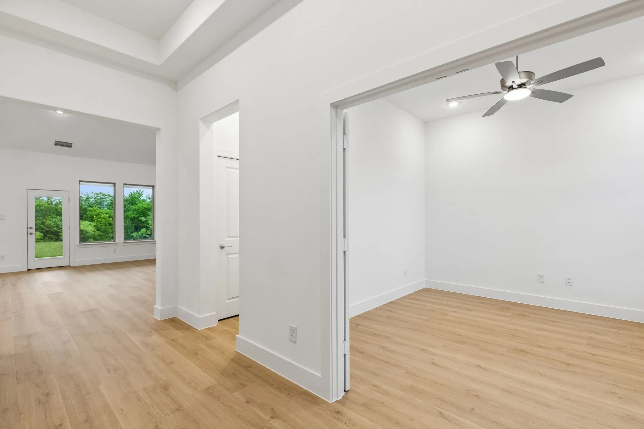 Single Family Residence For Sale in Ellis County , 4440 Vaquero Drive, Waxahachie, Texas 75165, 4 Bedroom, 3 Bathroom, 3 Garage spaces, 2,768 Sqft, built in 2026, mls#21372821, Real Estate Agent in Waxahachie, Homes For Sale in Ellis county, Homes For Sale in Waxahachie, Realtor in Waxahachie Texas, Real Estate Brokerage Independent Realty Texas, Luminita Cordes Realtor