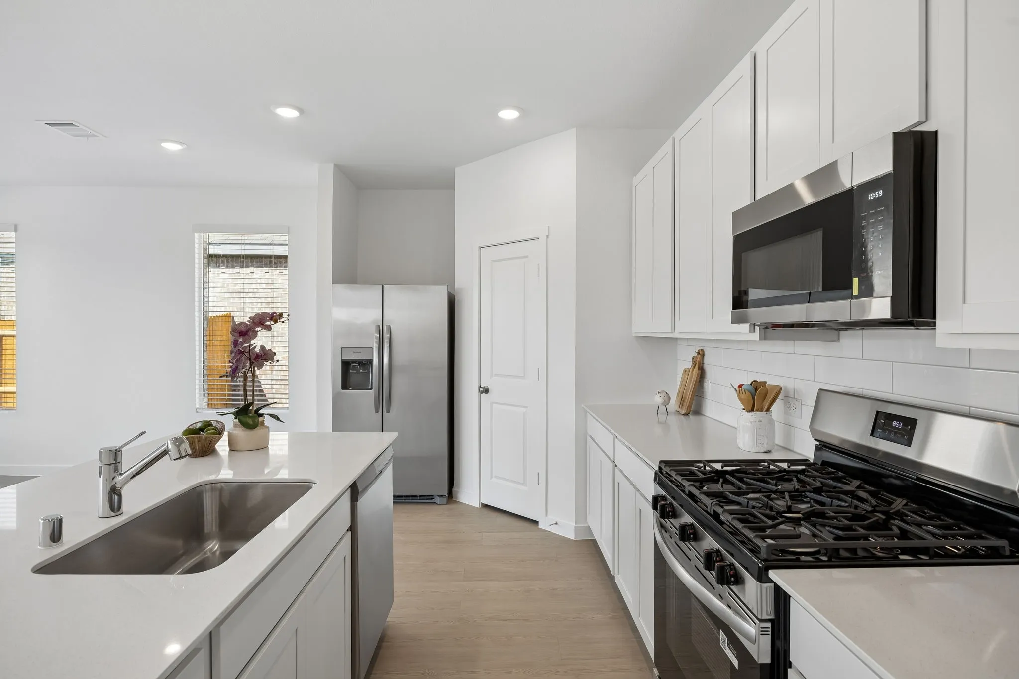 Single Family Residence For Rent in Tarrant County , 9517 trecini Drive, Fort Worth, Texas 76179, 4 Bedroom, 4 Bathroom, 2 Garage spaces, 1,902 Sqft, built in 2026, mls#21372757, Real Estate Agent in Fort Worth, Homes For Rent in Tarrant county, Homes For Rent in Fort Worth, Realtor in Fort Worth Texas, Real Estate Brokerage Independent Realty Texas, Luminita Cordes Realtor