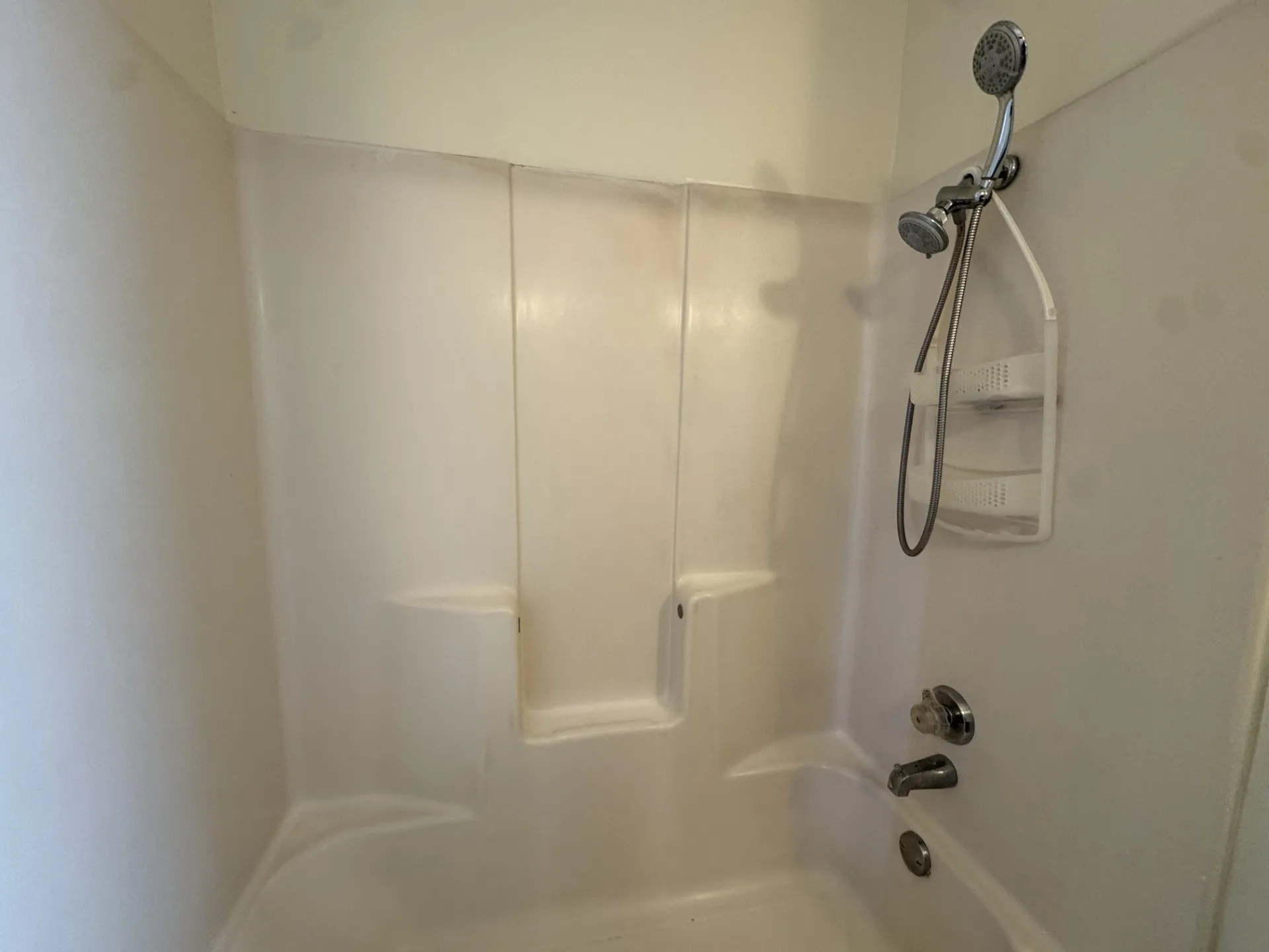 Apartment For Rent in Dallas County , 2802 Wimbledon Court D, Garland, Texas 75041, 2 Bedroom, 2 Bathroom, Garage spaces, 1,040 Sqft, built in 1984, mls#21372826, Real Estate Agent in Garland, Homes For Rent in Dallas county, Homes For Rent in Garland, Realtor in Garland Texas, Real Estate Brokerage Independent Realty Texas, Luminita Cordes Realtor
