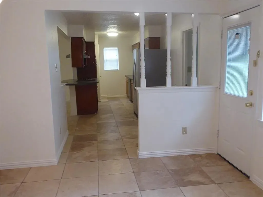 Single Family Residence For Sale in Dallas County , 428 Birchwood Circle, Mesquite, Texas 75149, 4 Bedroom, 2 Bathroom, Garage spaces, 1,574 Sqft, built in 1968, mls#21372834, Real Estate Agent in Mesquite, Homes For Sale in Dallas county, Homes For Sale in Mesquite, Realtor in Mesquite Texas, Real Estate Brokerage Independent Realty Texas, Luminita Cordes Realtor