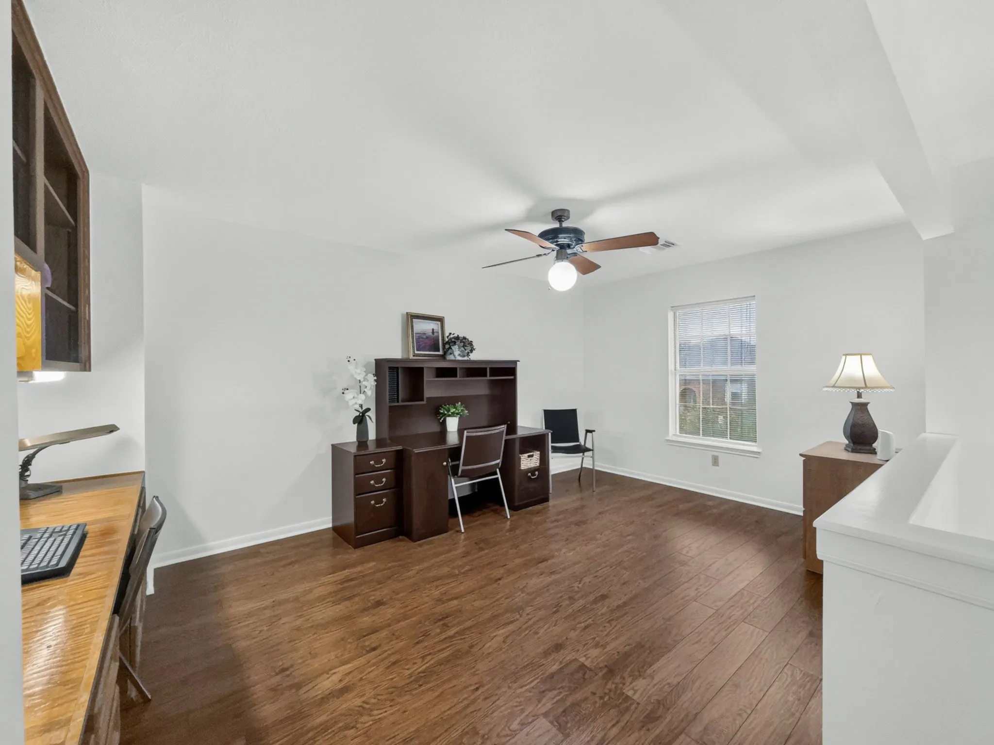 Single Family Residence For Sale in Dallas County , 2116 Cannes Drive, Carrollton, Texas 75006, 4 Bedroom, 3 Bathroom, 2 Garage spaces, 3,657 Sqft, built in 1989, mls#21367382, Real Estate Agent in Carrollton, Homes For Sale in Dallas county, Homes For Sale in Carrollton, Realtor in Carrollton Texas, Real Estate Brokerage Independent Realty Texas, Luminita Cordes Realtor