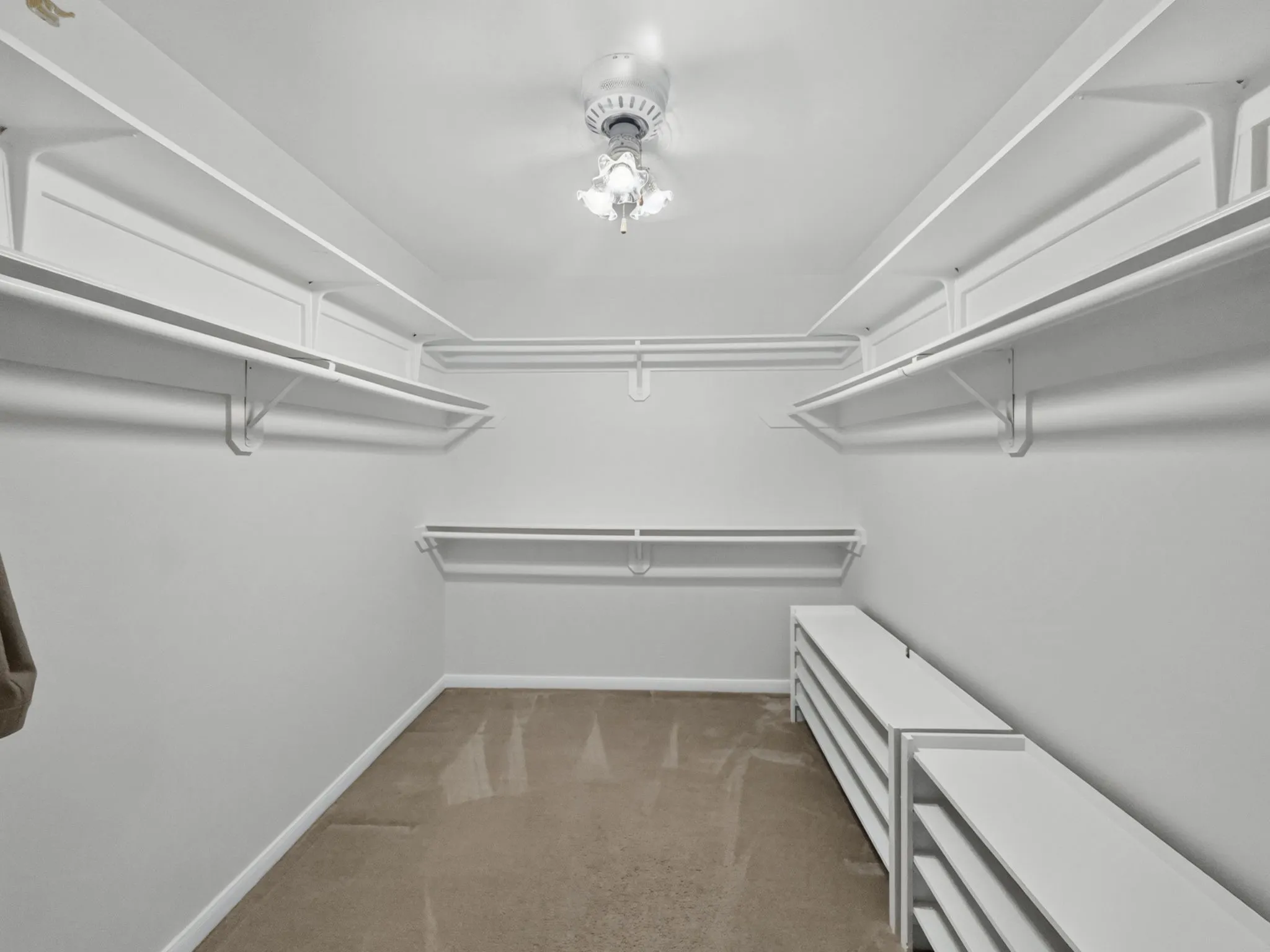 Single Family Residence For Sale in Dallas County , 2116 Cannes Drive, Carrollton, Texas 75006, 4 Bedroom, 3 Bathroom, 2 Garage spaces, 3,657 Sqft, built in 1989, mls#21367382, Real Estate Agent in Carrollton, Homes For Sale in Dallas county, Homes For Sale in Carrollton, Realtor in Carrollton Texas, Real Estate Brokerage Independent Realty Texas, Luminita Cordes Realtor