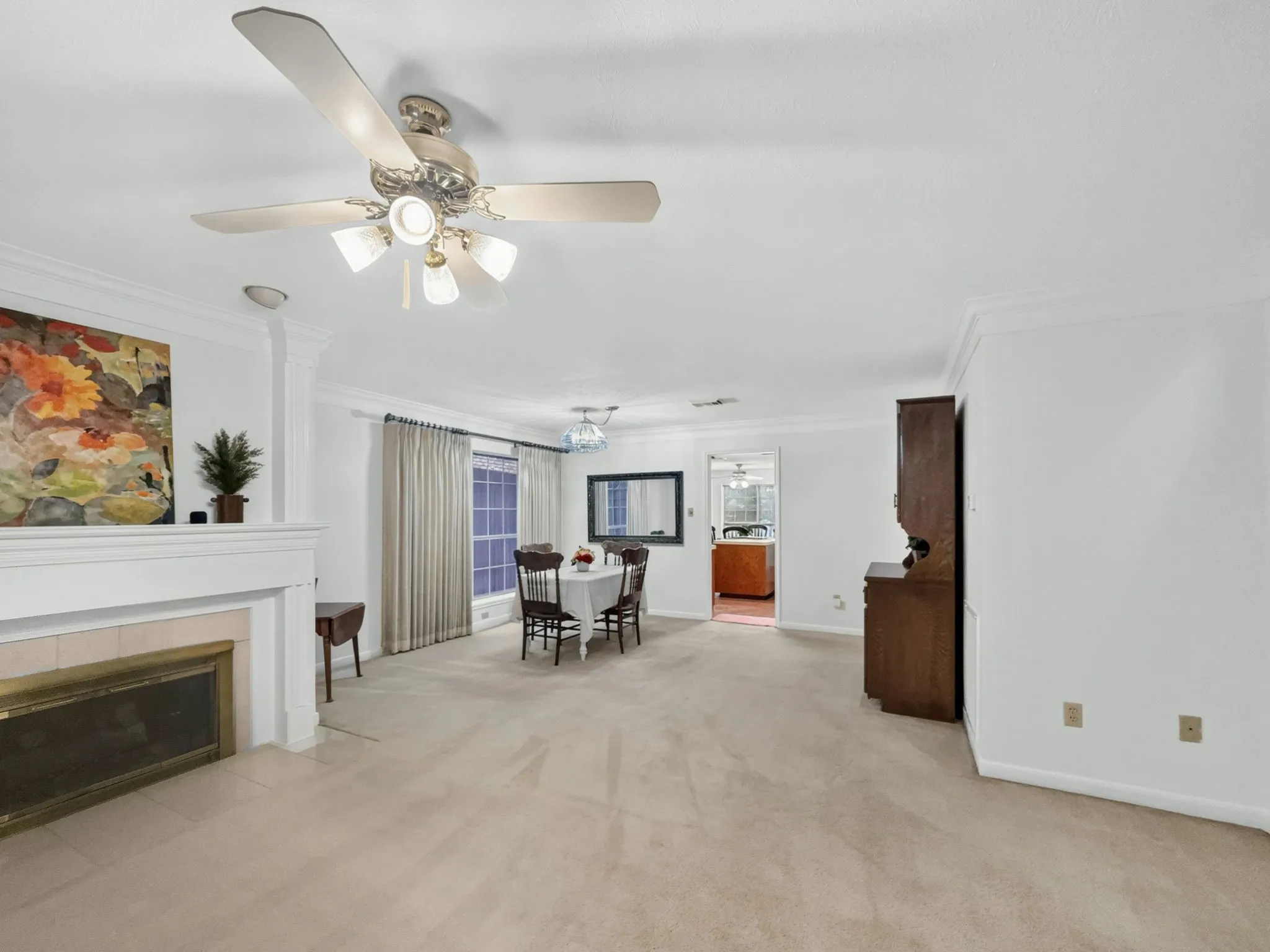 Single Family Residence For Sale in Dallas County , 2116 Cannes Drive, Carrollton, Texas 75006, 4 Bedroom, 3 Bathroom, 2 Garage spaces, 3,657 Sqft, built in 1989, mls#21367382, Real Estate Agent in Carrollton, Homes For Sale in Dallas county, Homes For Sale in Carrollton, Realtor in Carrollton Texas, Real Estate Brokerage Independent Realty Texas, Luminita Cordes Realtor