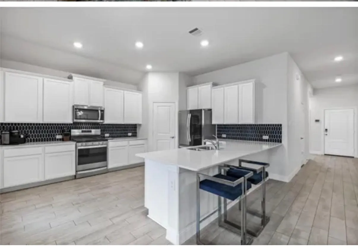 Single Family Residence For Rent in Denton County , 10812 Table Bluff Street, Aubrey, Texas 76227, 3 Bedroom, 2 Bathroom, 2 Garage spaces, 1,785 Sqft, built in 2020, mls#21372851, Real Estate Agent in Aubrey, Homes For Rent in Denton county, Homes For Rent in Aubrey, Realtor in Aubrey Texas, Real Estate Brokerage Independent Realty Texas, Luminita Cordes Realtor