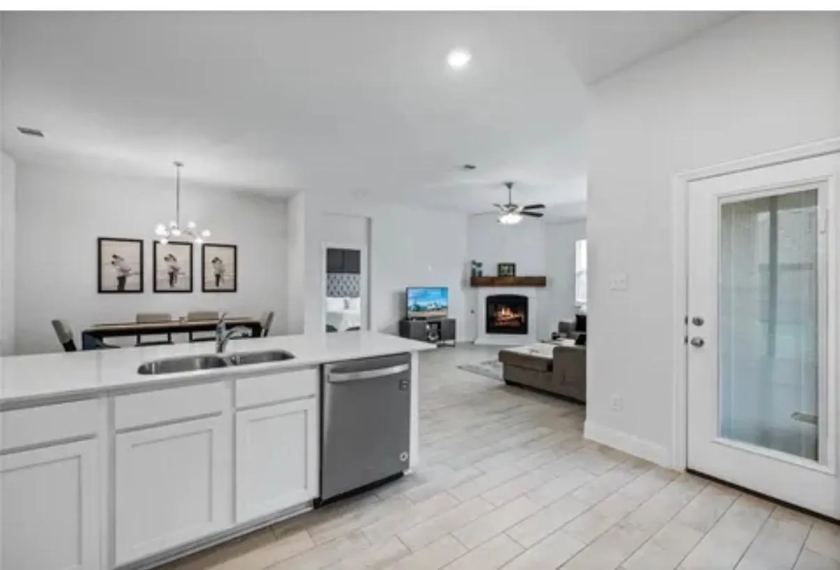 Single Family Residence For Rent in Denton County , 10812 Table Bluff Street, Aubrey, Texas 76227, 3 Bedroom, 2 Bathroom, 2 Garage spaces, 1,785 Sqft, built in 2020, mls#21372851, Real Estate Agent in Aubrey, Homes For Rent in Denton county, Homes For Rent in Aubrey, Realtor in Aubrey Texas, Real Estate Brokerage Independent Realty Texas, Luminita Cordes Realtor