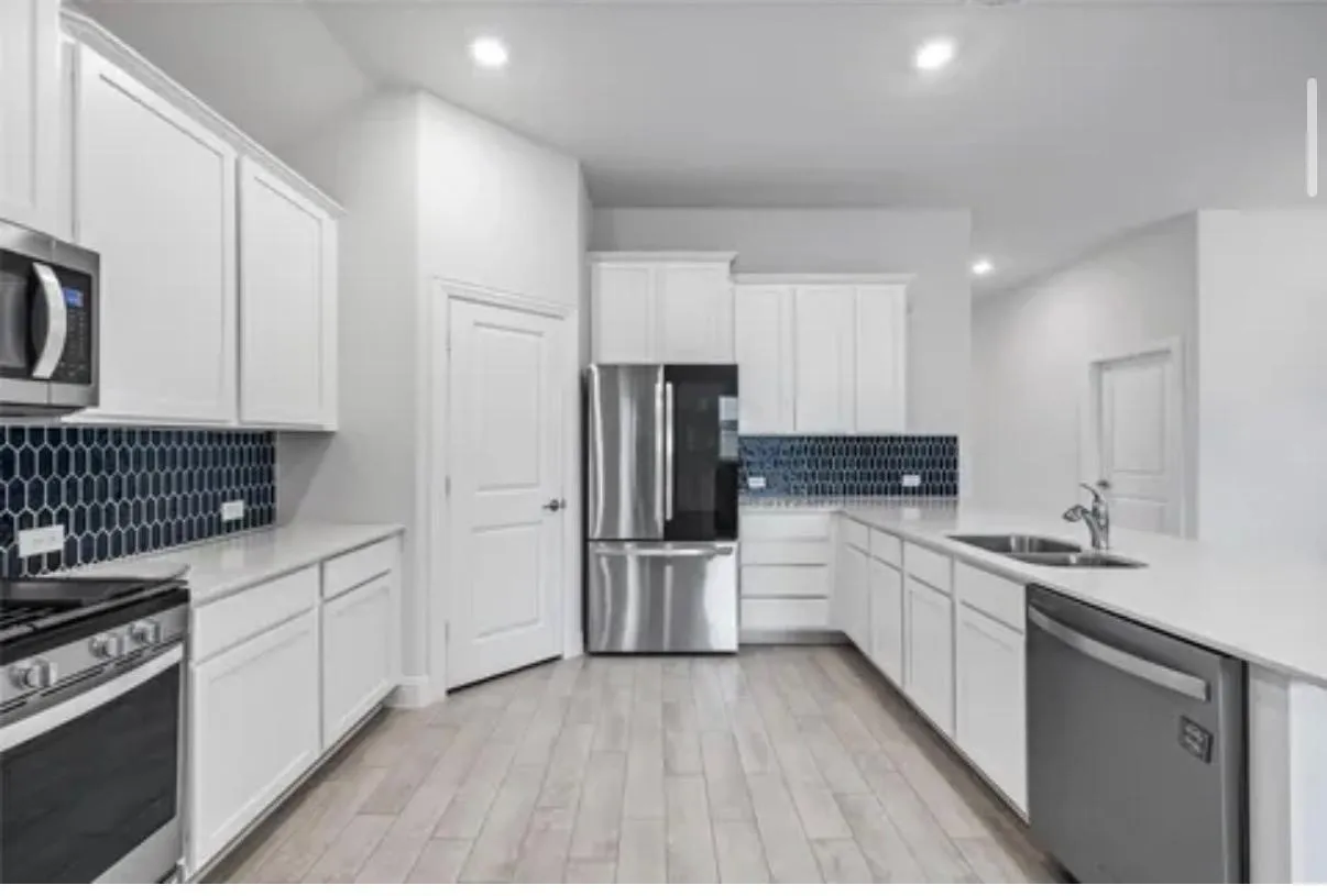 Single Family Residence For Rent in Denton County , 10812 Table Bluff Street, Aubrey, Texas 76227, 3 Bedroom, 2 Bathroom, 2 Garage spaces, 1,785 Sqft, built in 2020, mls#21372851, Real Estate Agent in Aubrey, Homes For Rent in Denton county, Homes For Rent in Aubrey, Realtor in Aubrey Texas, Real Estate Brokerage Independent Realty Texas, Luminita Cordes Realtor