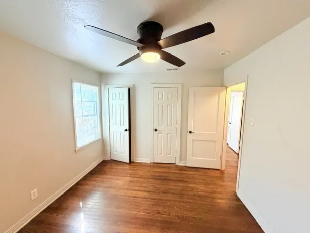 Single Family Residence For Sale in Dallas County , 2681 Texas Drive, Dallas, Texas 75211, 5 Bedroom, 2 Bathroom, Garage spaces, 1,867 Sqft, built in 1950, mls#21371955, Real Estate Agent in Dallas, Homes For Sale in Dallas county, Homes For Sale in Dallas, Realtor in Dallas Texas, Real Estate Brokerage Independent Realty Texas, Luminita Cordes Realtor