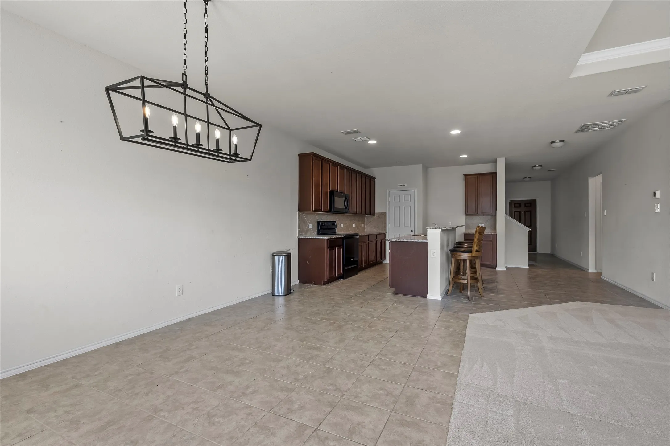 Single Family Residence For Sale in Kaufman County , 1009 Norias Drive, Forney, Texas 75126, 4 Bedroom, 3 Bathroom, 2 Garage spaces, 2,485 Sqft, built in 2019, mls#21349645, Real Estate Agent in Forney, Homes For Sale in Kaufman county, Homes For Sale in Forney, Realtor in Forney Texas, Real Estate Brokerage Independent Realty Texas, Luminita Cordes Realtor