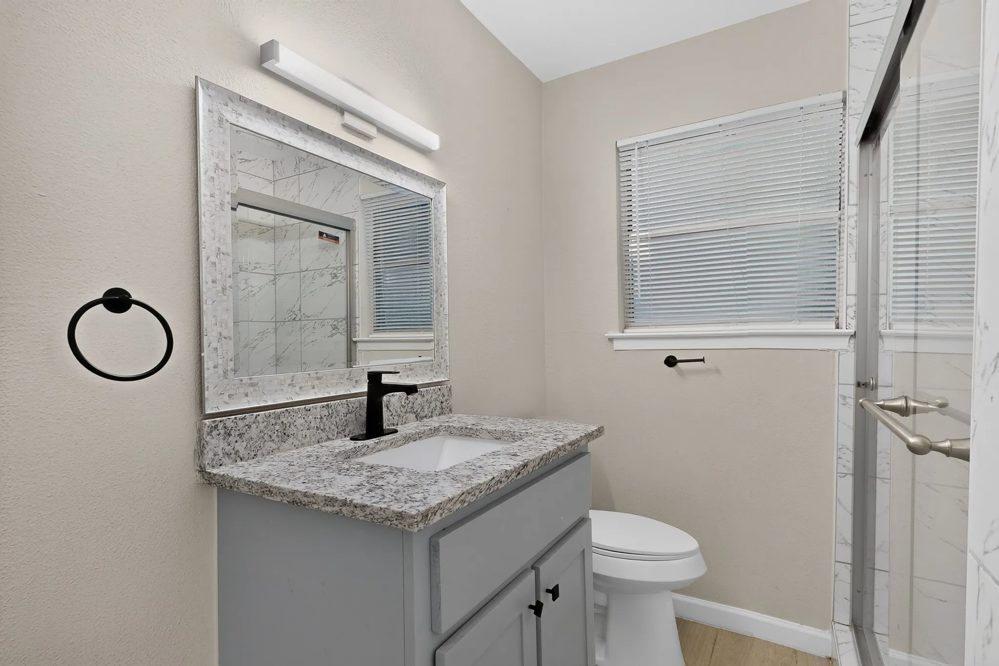 Single Family Residence For Sale in Dallas County , 2441 Lakeshore Drive, Grand Prairie, Texas 75051, 3 Bedroom, 2 Bathroom, Garage spaces, 1,303 Sqft, built in 1971, mls#21371049, Real Estate Agent in Grand Prairie, Homes For Sale in Dallas county, Homes For Sale in Grand Prairie, Realtor in Grand Prairie Texas, Real Estate Brokerage Independent Realty Texas, Luminita Cordes Realtor