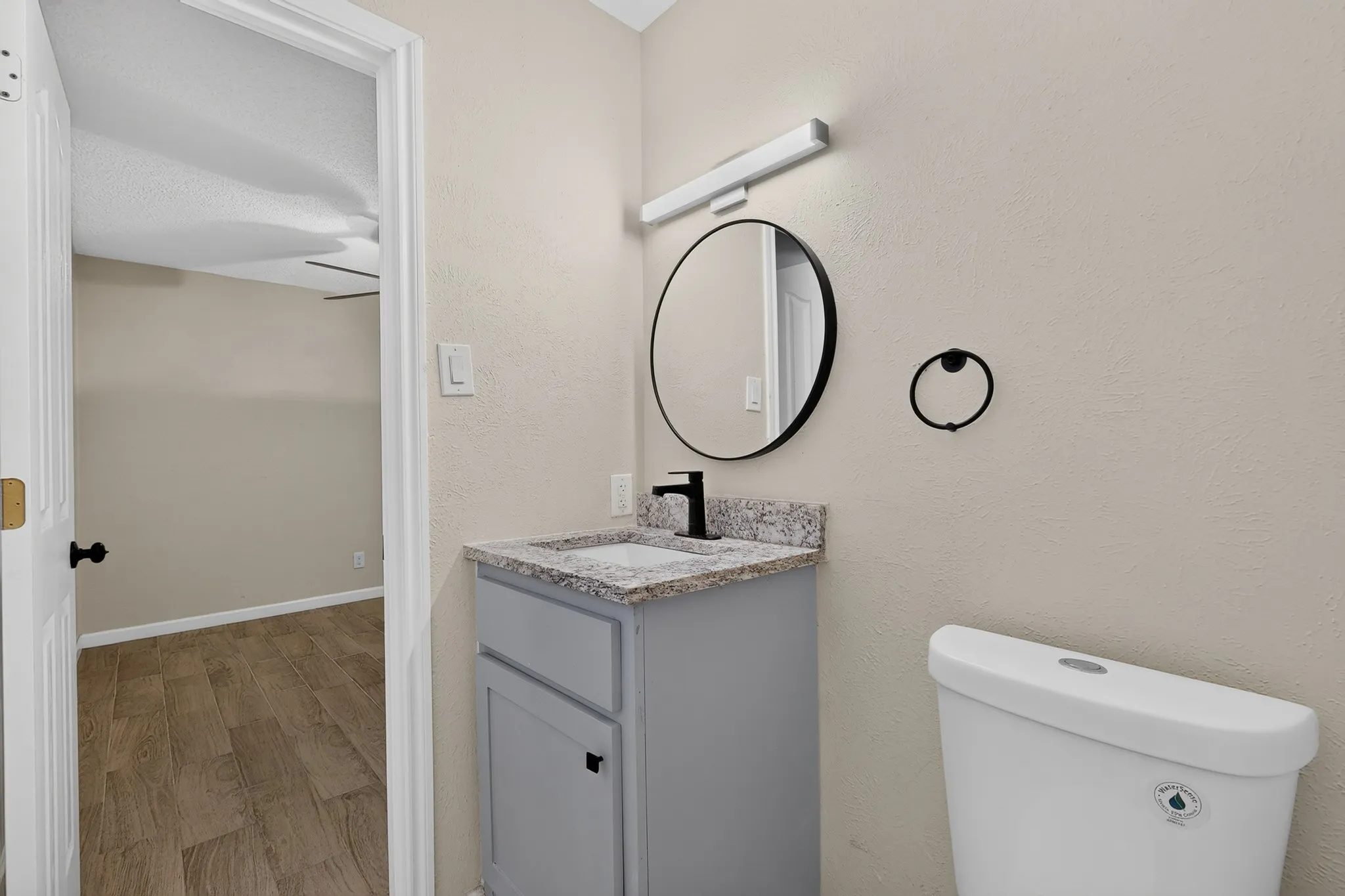 Single Family Residence For Sale in Dallas County , 2441 Lakeshore Drive, Grand Prairie, Texas 75051, 3 Bedroom, 2 Bathroom, Garage spaces, 1,303 Sqft, built in 1971, mls#21371049, Real Estate Agent in Grand Prairie, Homes For Sale in Dallas county, Homes For Sale in Grand Prairie, Realtor in Grand Prairie Texas, Real Estate Brokerage Independent Realty Texas, Luminita Cordes Realtor