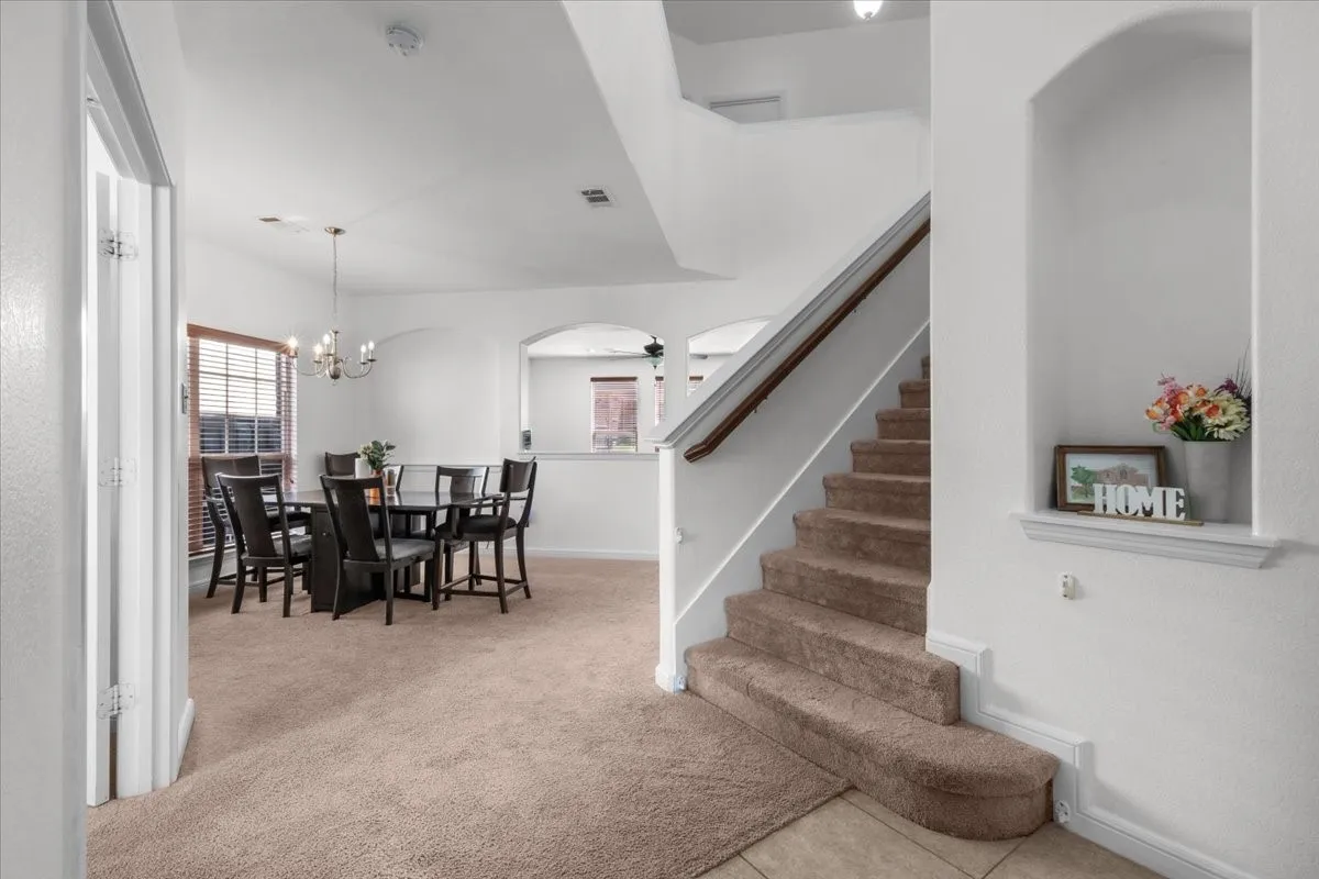 Single Family Residence For Sale in Tarrant County , 2909 Merry View Lane, Fort Worth, Texas 76120, 4 Bedroom, 3 Bathroom, 2 Garage spaces, 2,533 Sqft, built in 2012, mls#21372764, Real Estate Agent in Fort Worth, Homes For Sale in Tarrant county, Homes For Sale in Fort Worth, Realtor in Fort Worth Texas, Real Estate Brokerage Independent Realty Texas, Luminita Cordes Realtor