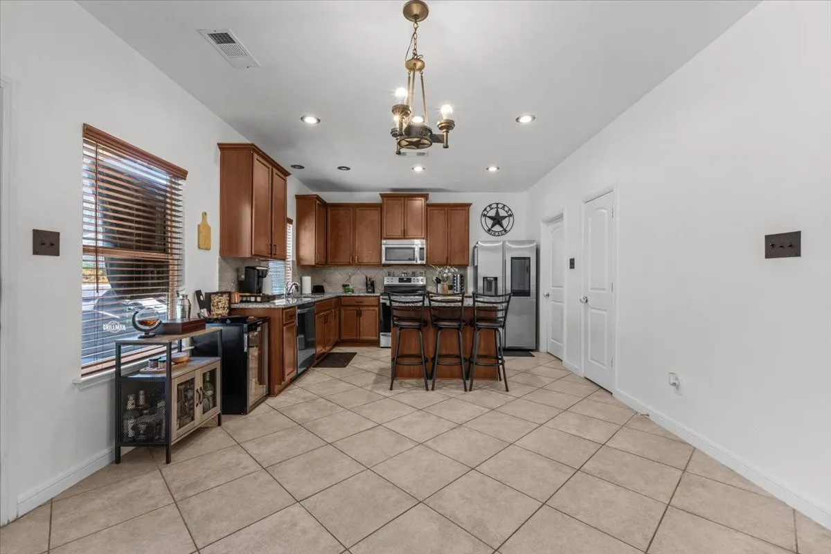 Single Family Residence For Sale in Tarrant County , 2909 Merry View Lane, Fort Worth, Texas 76120, 4 Bedroom, 3 Bathroom, 2 Garage spaces, 2,533 Sqft, built in 2012, mls#21372764, Real Estate Agent in Fort Worth, Homes For Sale in Tarrant county, Homes For Sale in Fort Worth, Realtor in Fort Worth Texas, Real Estate Brokerage Independent Realty Texas, Luminita Cordes Realtor