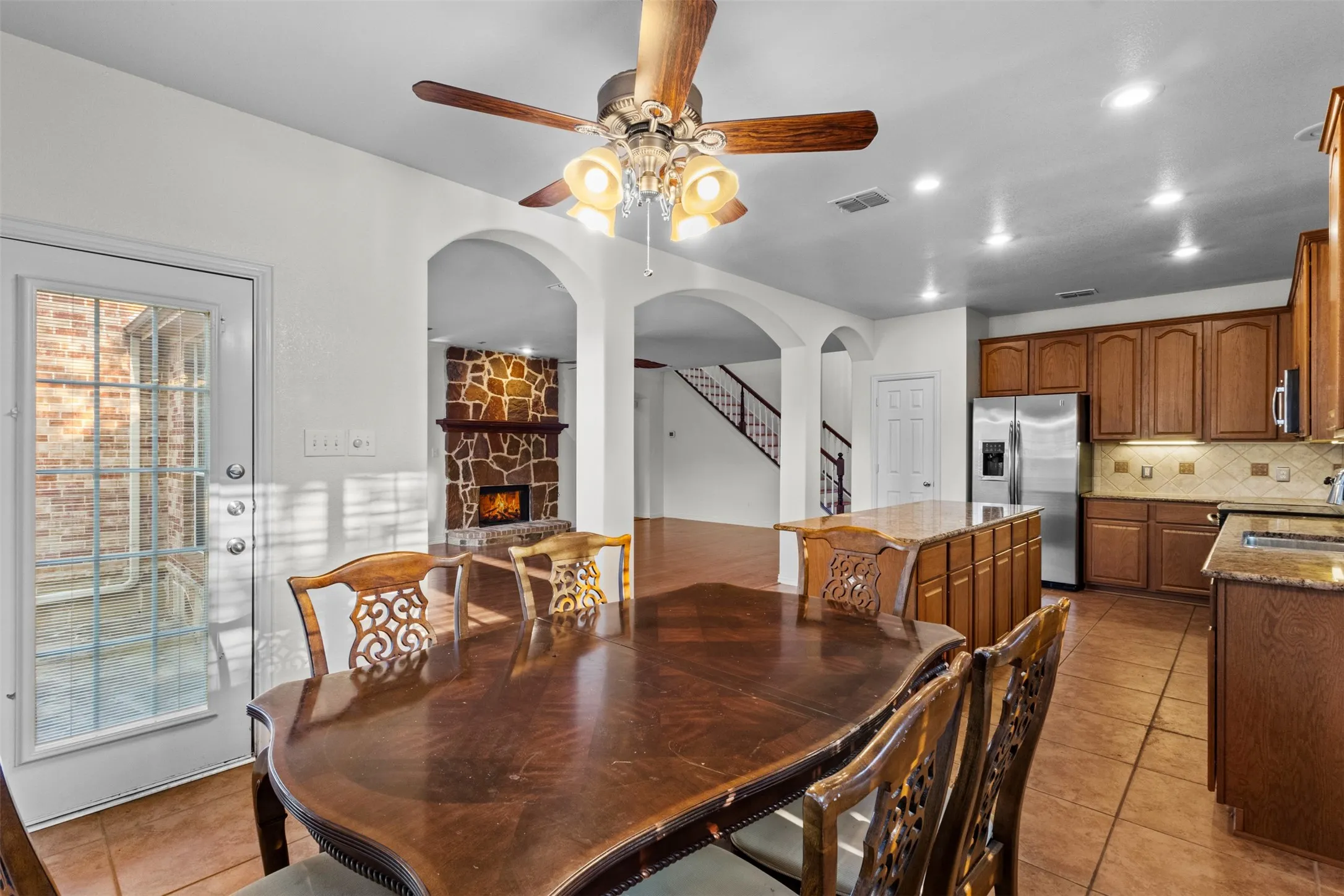 Single Family Residence For Sale in Dallas County , 7513 Kallan Drive, Rowlett, Texas 75089, 5 Bedroom, 3 Bathroom, 2 Garage spaces, 3,542 Sqft, built in 2005, mls#21372212, Real Estate Agent in Rowlett, Homes For Sale in Dallas county, Homes For Sale in Rowlett, Realtor in Rowlett Texas, Real Estate Brokerage Independent Realty Texas, Luminita Cordes Realtor