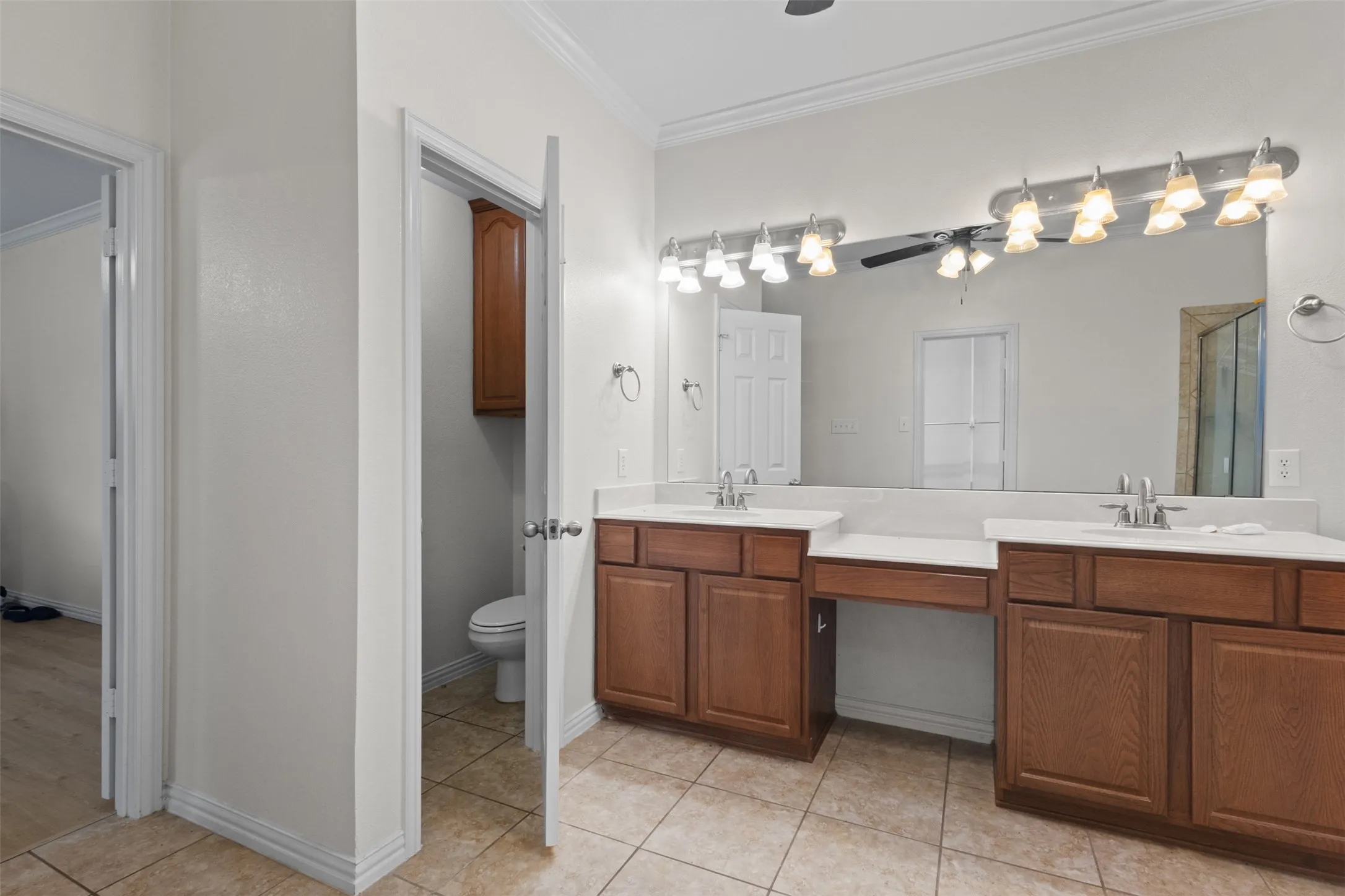 Single Family Residence For Sale in Dallas County , 7513 Kallan Drive, Rowlett, Texas 75089, 5 Bedroom, 3 Bathroom, 2 Garage spaces, 3,542 Sqft, built in 2005, mls#21372212, Real Estate Agent in Rowlett, Homes For Sale in Dallas county, Homes For Sale in Rowlett, Realtor in Rowlett Texas, Real Estate Brokerage Independent Realty Texas, Luminita Cordes Realtor