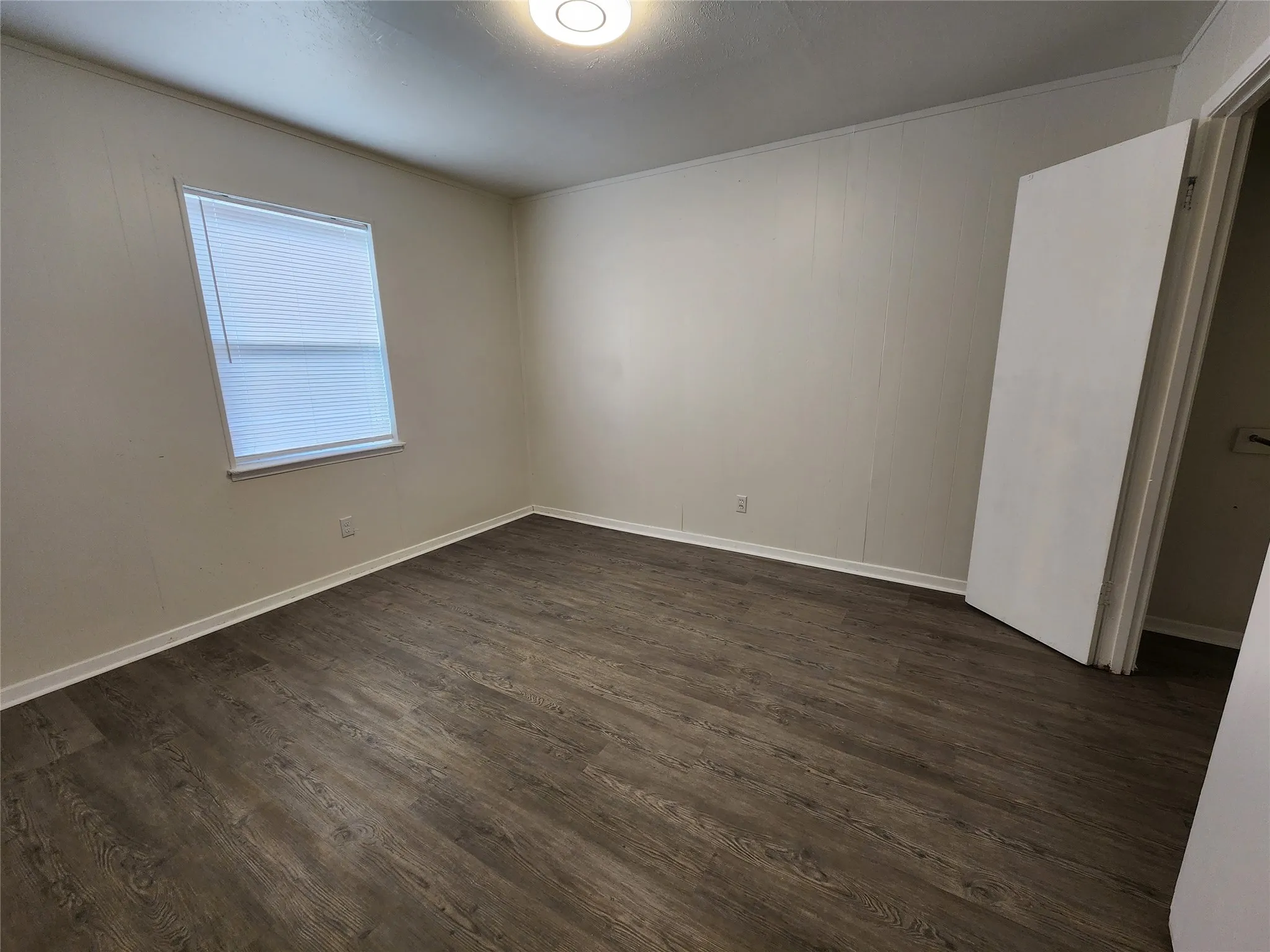 Apartment For Rent in Denton County , 2404 Louise Street 4, Denton, Texas 76201, 2 Bedroom, 1 Bathroom, Garage spaces, 810 Sqft, built in 1967, mls#21372877, Real Estate Agent in Denton, Homes For Rent in Denton county, Homes For Rent in Denton, Realtor in Denton Texas, Real Estate Brokerage Independent Realty Texas, Luminita Cordes Realtor