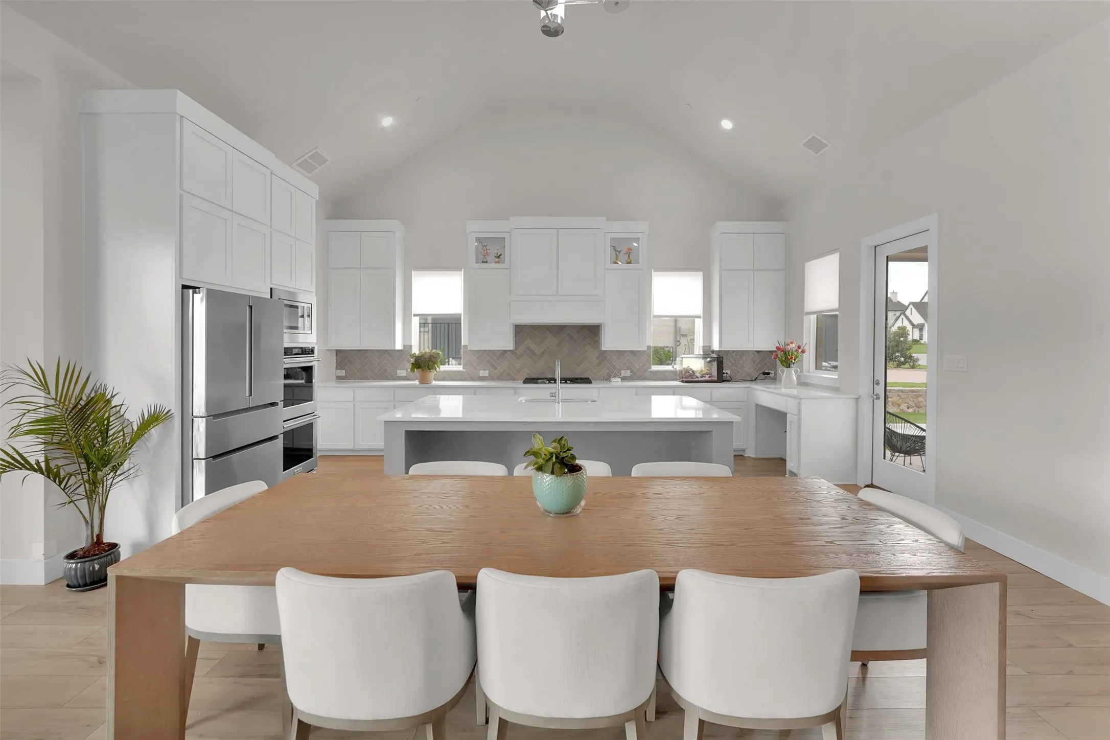 Single Family Residence For Rent in Collin County , 506 Lakeshore Boulevard, Allen, Texas 75002, 3 Bedroom, 4 Bathroom, 3 Garage spaces, 3,125 Sqft, built in 2021, mls#21371158, Real Estate Agent in Allen, Homes For Rent in Collin county, Homes For Rent in Allen, Realtor in Allen Texas, Real Estate Brokerage Independent Realty Texas, Luminita Cordes Realtor