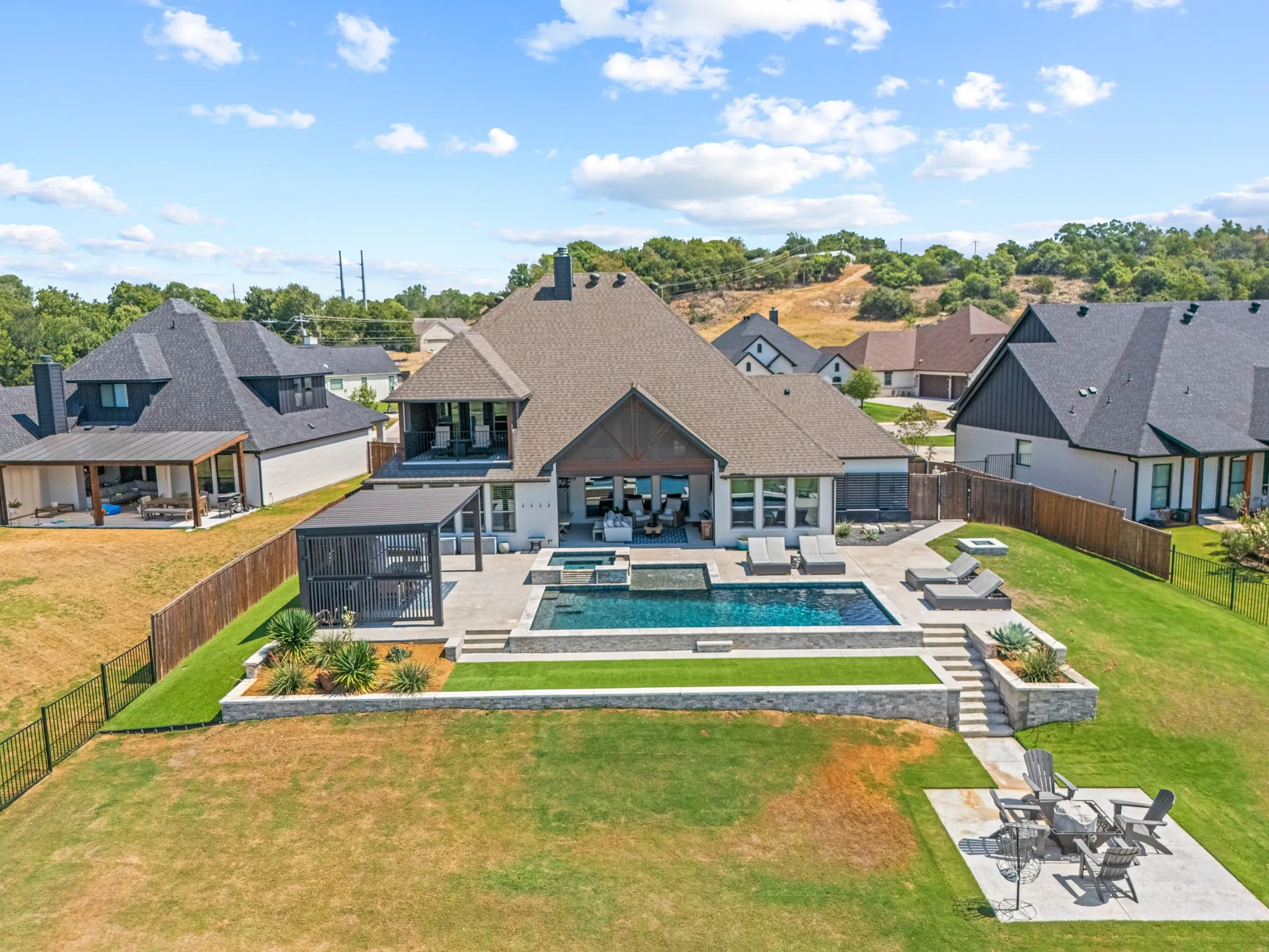 Single Family Residence For Sale in Parker County , 1345 Crown Valley Drive, Weatherford, Texas 76087, 4 Bedroom, 3 Bathroom, 3 Garage spaces, 3,488 Sqft, built in 2020, mls#21370474, Real Estate Agent in Weatherford, Homes For Sale in Parker county, Homes For Sale in Weatherford, Realtor in Weatherford Texas, Real Estate Brokerage Independent Realty Texas, Luminita Cordes Realtor