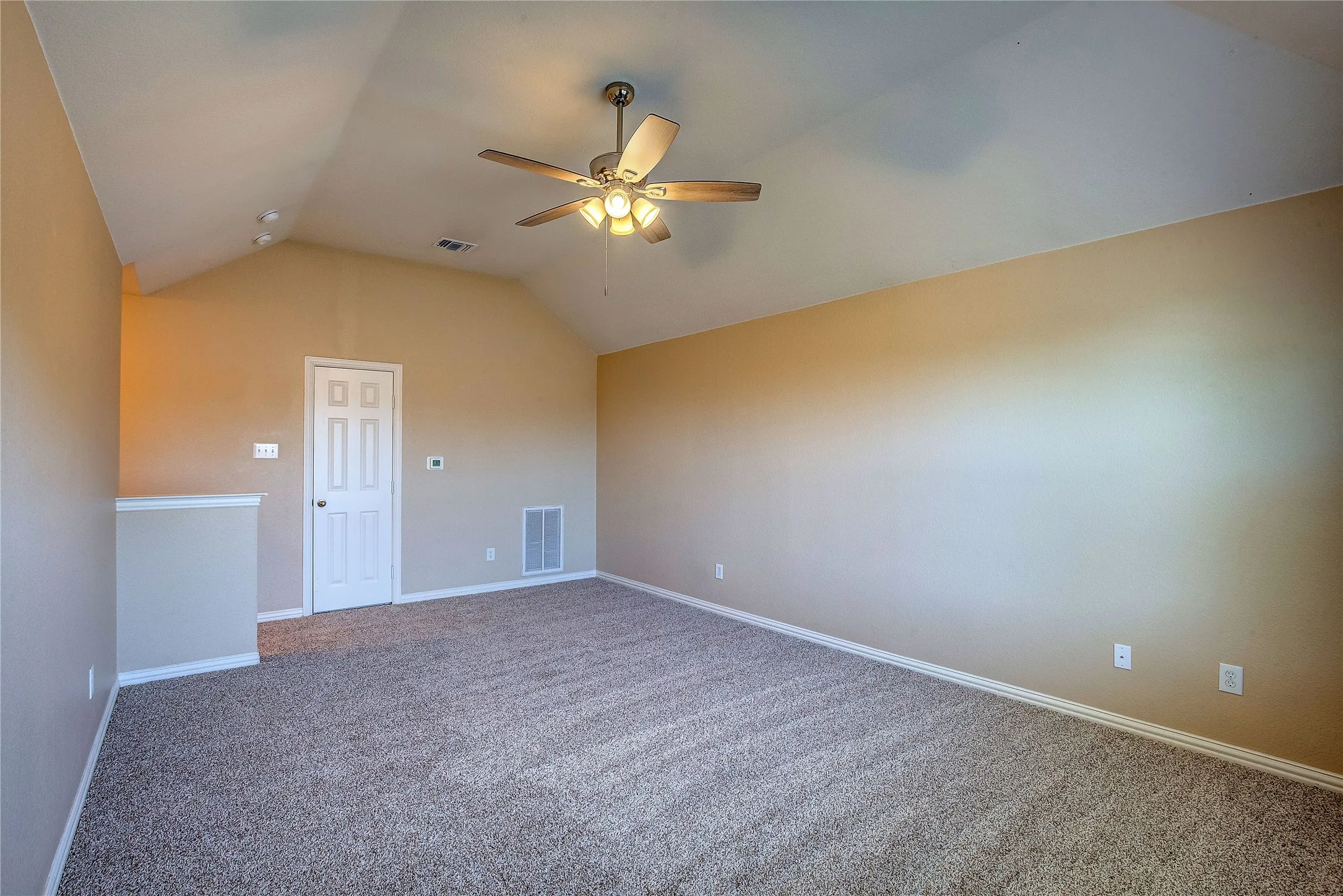 Single Family Residence For Rent in Collin County , 840 Brittany Way, Prosper, Texas 75078, 4 Bedroom, 2 Bathroom, 2 Garage spaces, 2,457 Sqft, built in 2002, mls#21363528, Real Estate Agent in Prosper, Homes For Rent in Collin county, Homes For Rent in Prosper, Realtor in Prosper Texas, Real Estate Brokerage Independent Realty Texas, Luminita Cordes Realtor