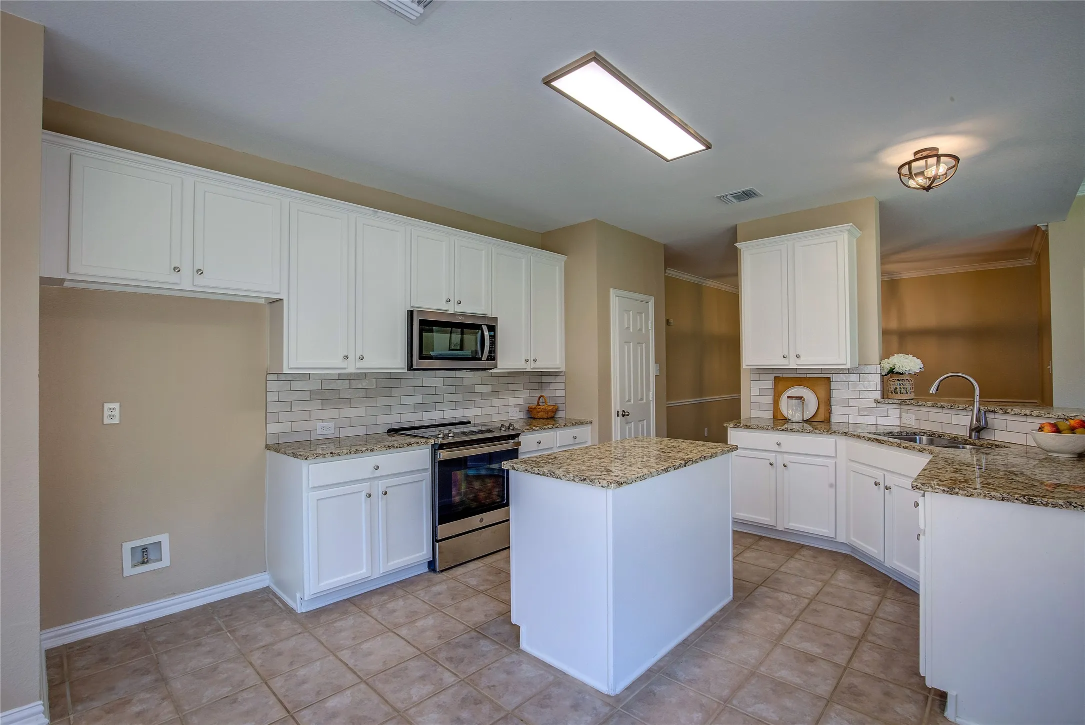 Single Family Residence For Rent in Collin County , 840 Brittany Way, Prosper, Texas 75078, 4 Bedroom, 2 Bathroom, 2 Garage spaces, 2,457 Sqft, built in 2002, mls#21363528, Real Estate Agent in Prosper, Homes For Rent in Collin county, Homes For Rent in Prosper, Realtor in Prosper Texas, Real Estate Brokerage Independent Realty Texas, Luminita Cordes Realtor