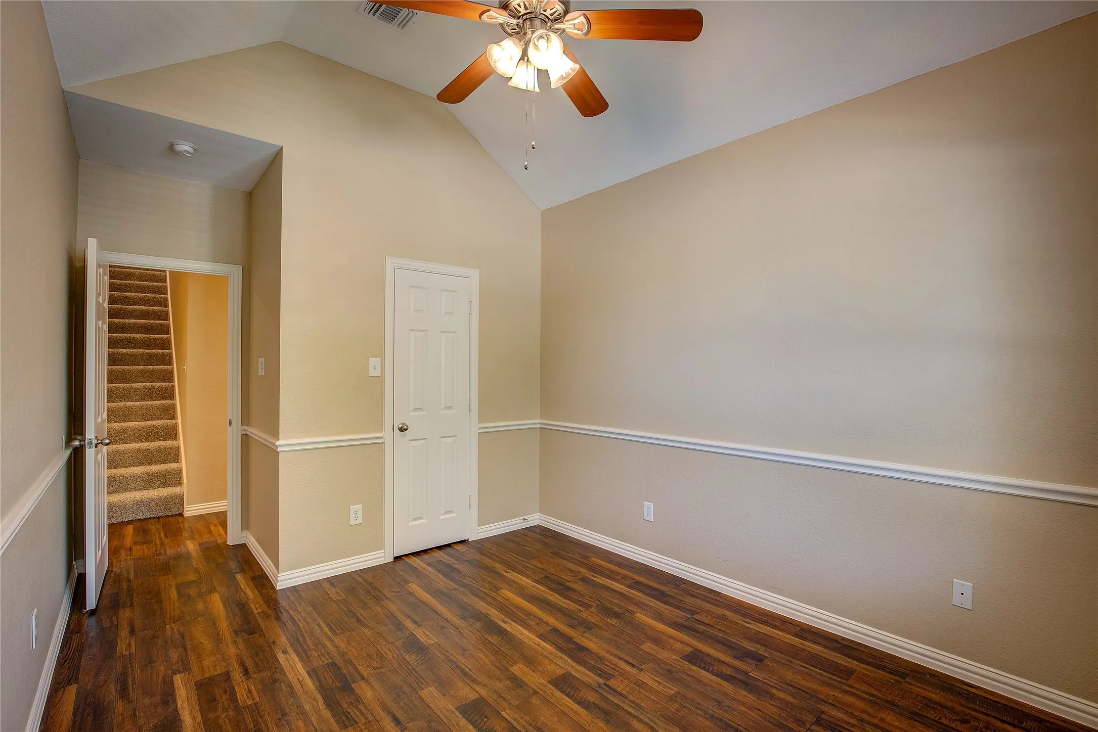 Single Family Residence For Rent in Collin County , 840 Brittany Way, Prosper, Texas 75078, 4 Bedroom, 2 Bathroom, 2 Garage spaces, 2,457 Sqft, built in 2002, mls#21363528, Real Estate Agent in Prosper, Homes For Rent in Collin county, Homes For Rent in Prosper, Realtor in Prosper Texas, Real Estate Brokerage Independent Realty Texas, Luminita Cordes Realtor