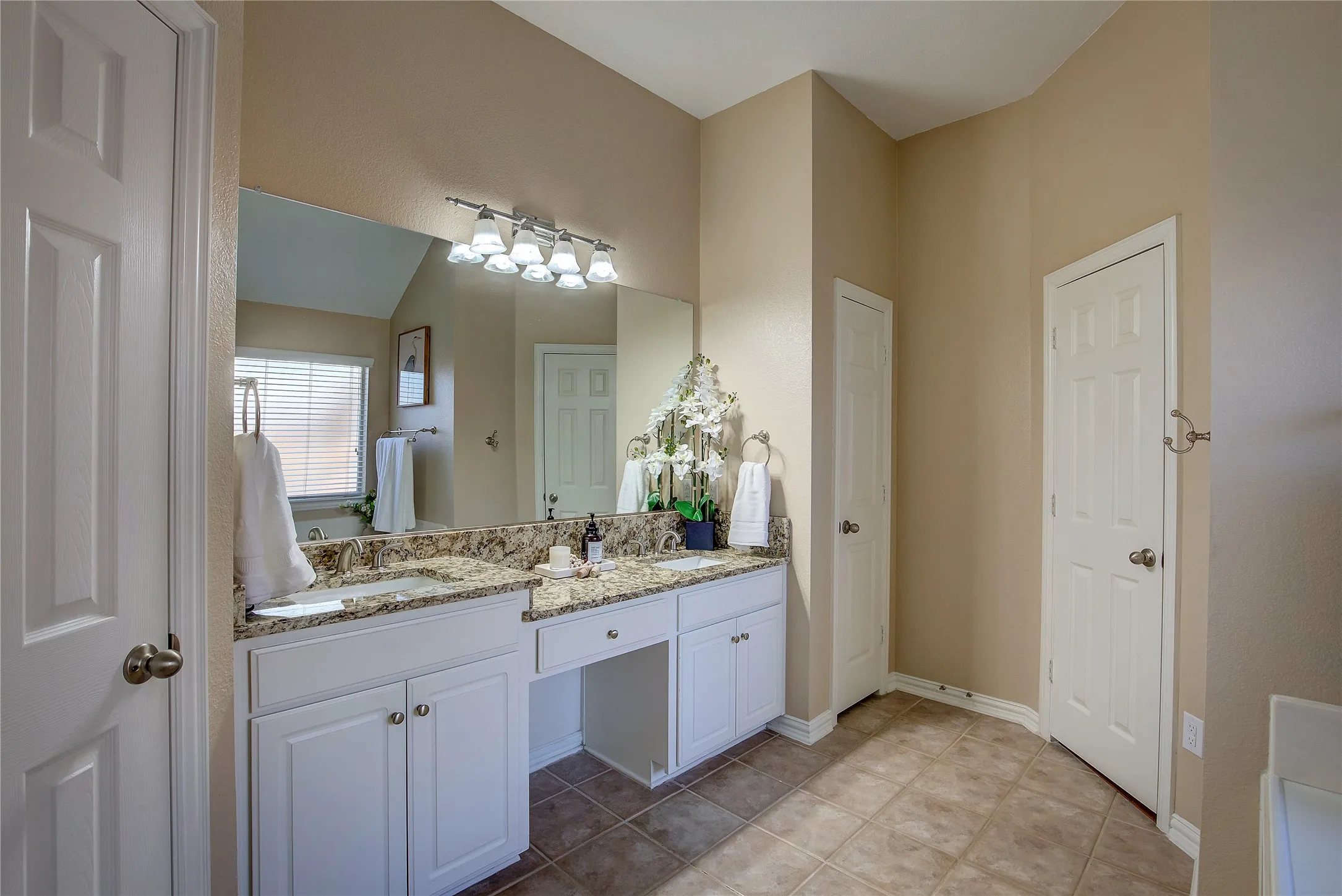 Single Family Residence For Rent in Collin County , 840 Brittany Way, Prosper, Texas 75078, 4 Bedroom, 2 Bathroom, 2 Garage spaces, 2,457 Sqft, built in 2002, mls#21363528, Real Estate Agent in Prosper, Homes For Rent in Collin county, Homes For Rent in Prosper, Realtor in Prosper Texas, Real Estate Brokerage Independent Realty Texas, Luminita Cordes Realtor