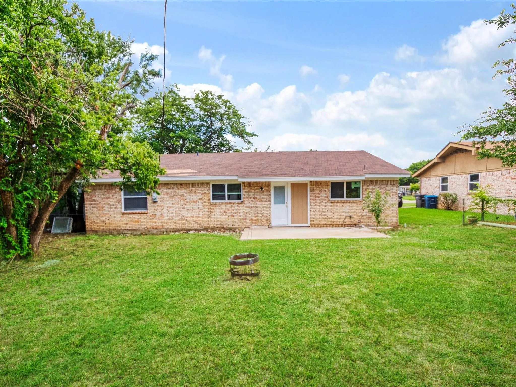 Single Family Residence For Rent in Tarrant County , 4901 Richardson Street, Fort Worth, Texas 76119, 4 Bedroom, 2 Bathroom, Garage spaces, 1,744 Sqft, built in 1972, mls#21372879, Real Estate Agent in Fort Worth, Homes For Rent in Tarrant county, Homes For Rent in Fort Worth, Realtor in Fort Worth Texas, Real Estate Brokerage Independent Realty Texas, Luminita Cordes Realtor