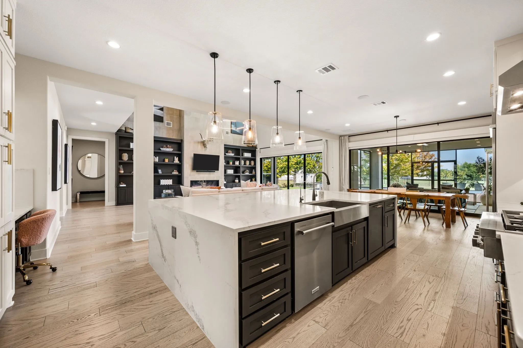 Single Family Residence For Rent in Denton County , 4104 Silverstein Street, Flower Mound, Texas 75022, 5 Bedroom, 6 Bathroom, 3 Garage spaces, 6,304 Sqft, built in 2021, mls#21372889, Real Estate Agent in Flower Mound, Homes For Rent in Denton county, Homes For Rent in Flower Mound, Realtor in Flower Mound Texas, Real Estate Brokerage Independent Realty Texas, Luminita Cordes Realtor