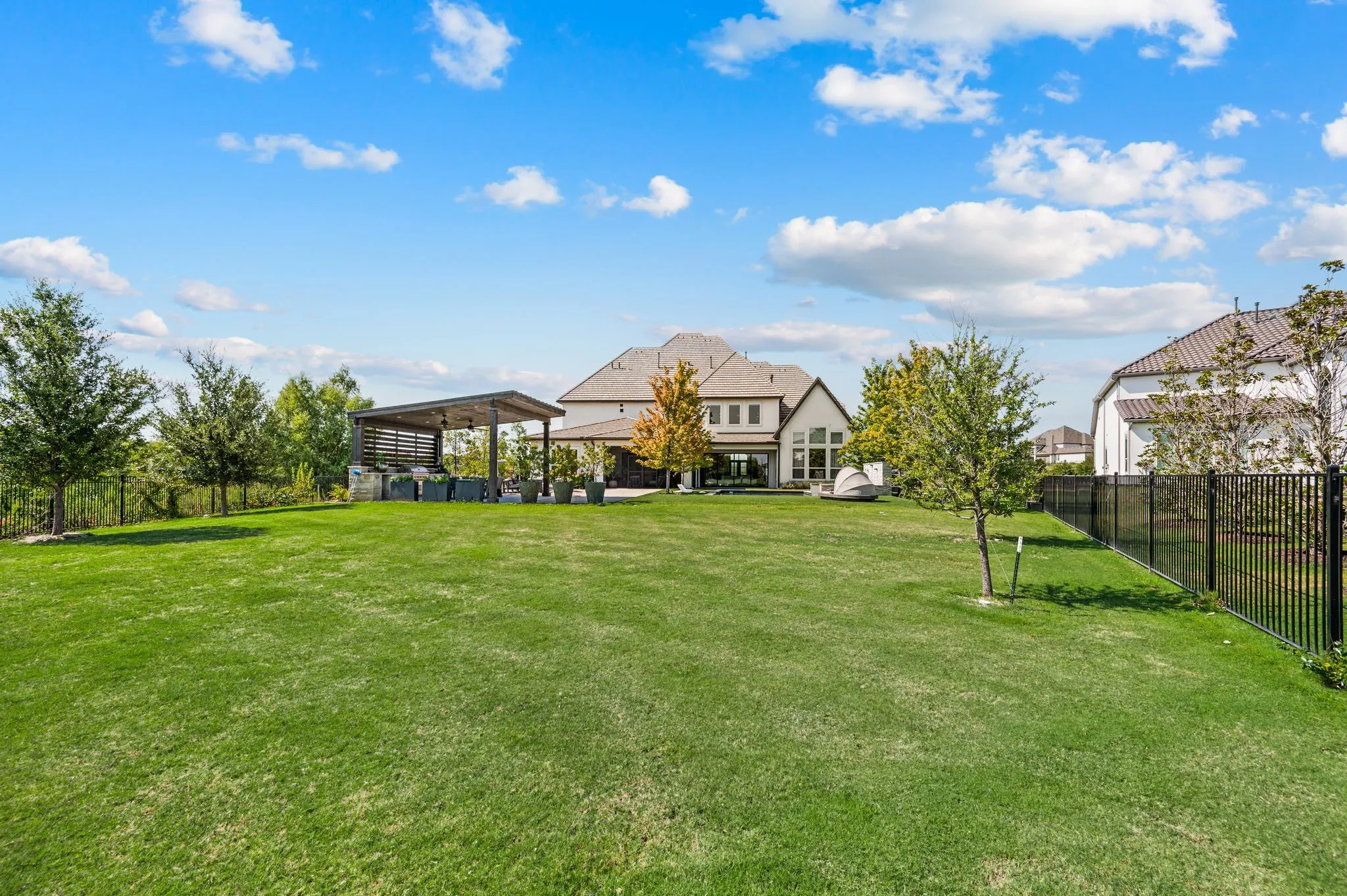 Single Family Residence For Rent in Denton County , 4104 Silverstein Street, Flower Mound, Texas 75022, 5 Bedroom, 6 Bathroom, 3 Garage spaces, 6,304 Sqft, built in 2021, mls#21372889, Real Estate Agent in Flower Mound, Homes For Rent in Denton county, Homes For Rent in Flower Mound, Realtor in Flower Mound Texas, Real Estate Brokerage Independent Realty Texas, Luminita Cordes Realtor