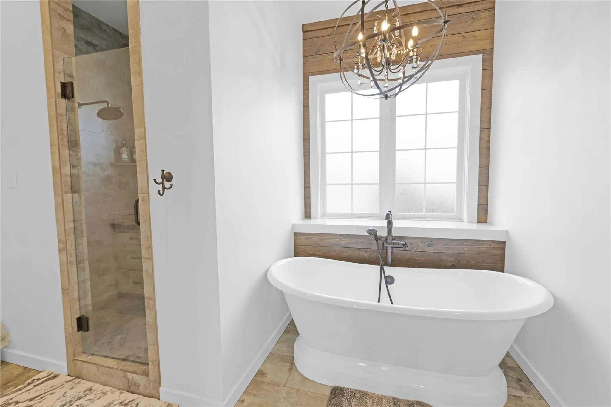 Farm For Rent in Ellis County , 400 Bethel Road, Waxahachie, Texas 75167, 4 Bedroom, 3 Bathroom, 3 Garage spaces, 3,000 Sqft, built in 2017, mls#21372887, Real Estate Agent in Waxahachie, Homes For Rent in Ellis county, Homes For Rent in Waxahachie, Realtor in Waxahachie Texas, Real Estate Brokerage Independent Realty Texas, Luminita Cordes Realtor