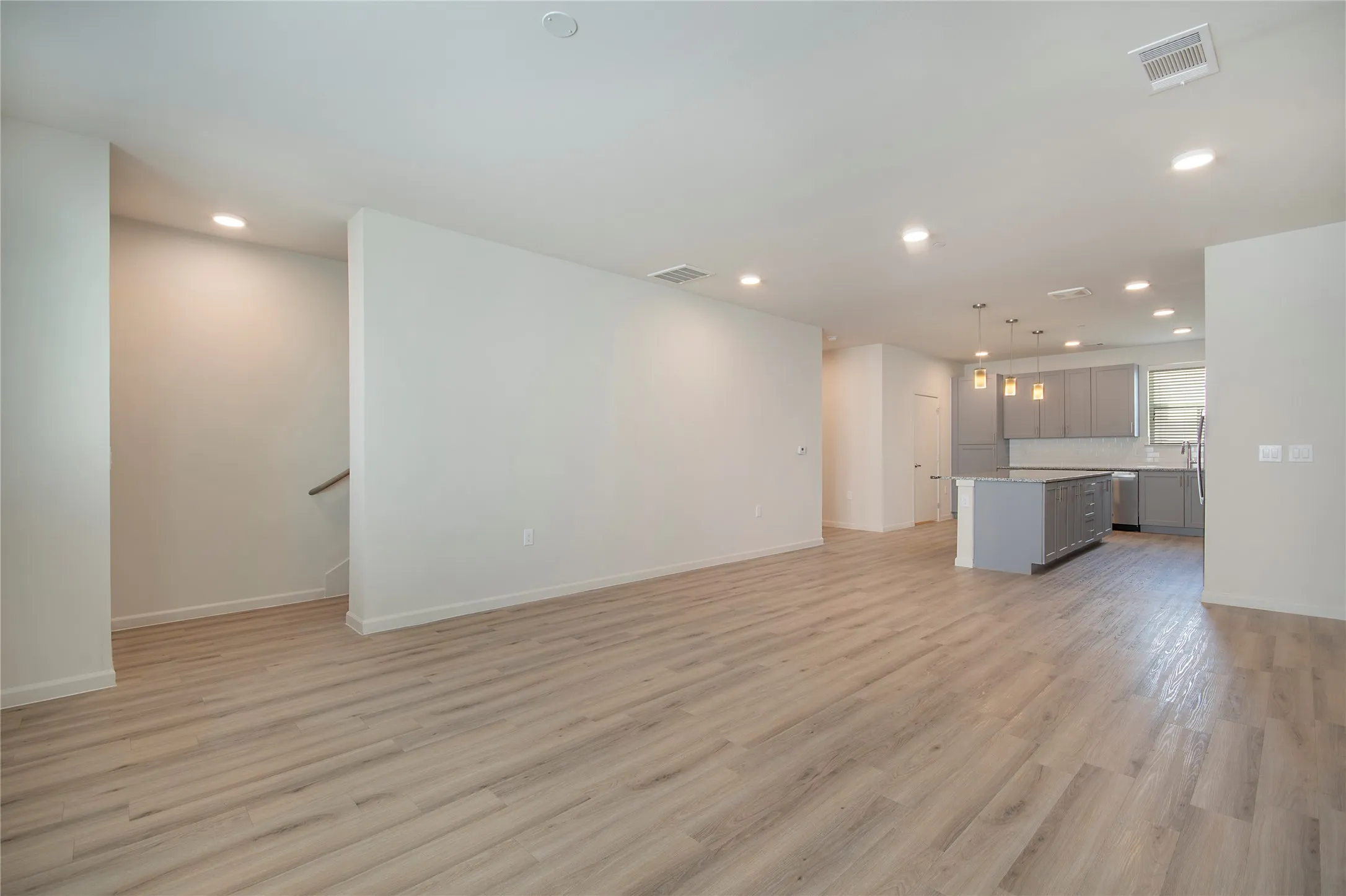Townhouse For Rent in Collin County , 2100 Legacy Drive 506, Plano, Texas 75023, 3 Bedroom, 4 Bathroom, 2 Garage spaces, 1,897 Sqft, built in 2023, mls#21372892, Real Estate Agent in Plano, Homes For Rent in Collin county, Homes For Rent in Plano, Realtor in Plano Texas, Real Estate Brokerage Independent Realty Texas, Luminita Cordes Realtor