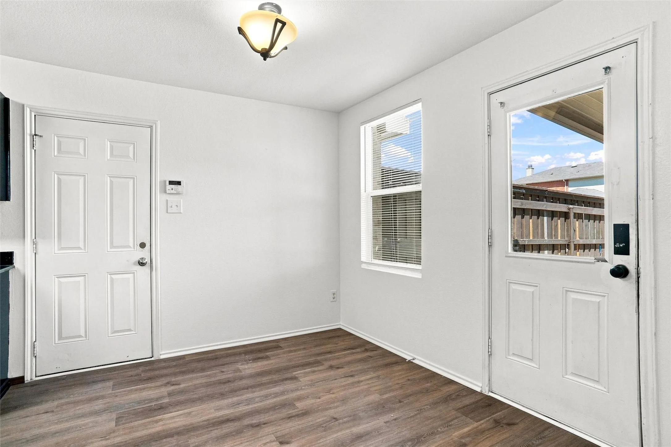 Single Family Residence For Sale in Dallas County , 1027 Graystone Drive, Lancaster, Texas 75134, 4 Bedroom, 3 Bathroom, 2 Garage spaces, 2,560 Sqft, built in 2006, mls#21365808, Real Estate Agent in Lancaster, Homes For Sale in Dallas county, Homes For Sale in Lancaster, Realtor in Lancaster Texas, Real Estate Brokerage Independent Realty Texas, Luminita Cordes Realtor