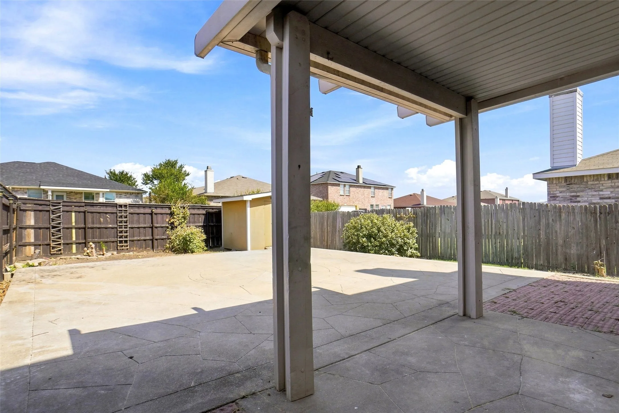 Single Family Residence For Sale in Dallas County , 1027 Graystone Drive, Lancaster, Texas 75134, 4 Bedroom, 3 Bathroom, 2 Garage spaces, 2,560 Sqft, built in 2006, mls#21365808, Real Estate Agent in Lancaster, Homes For Sale in Dallas county, Homes For Sale in Lancaster, Realtor in Lancaster Texas, Real Estate Brokerage Independent Realty Texas, Luminita Cordes Realtor