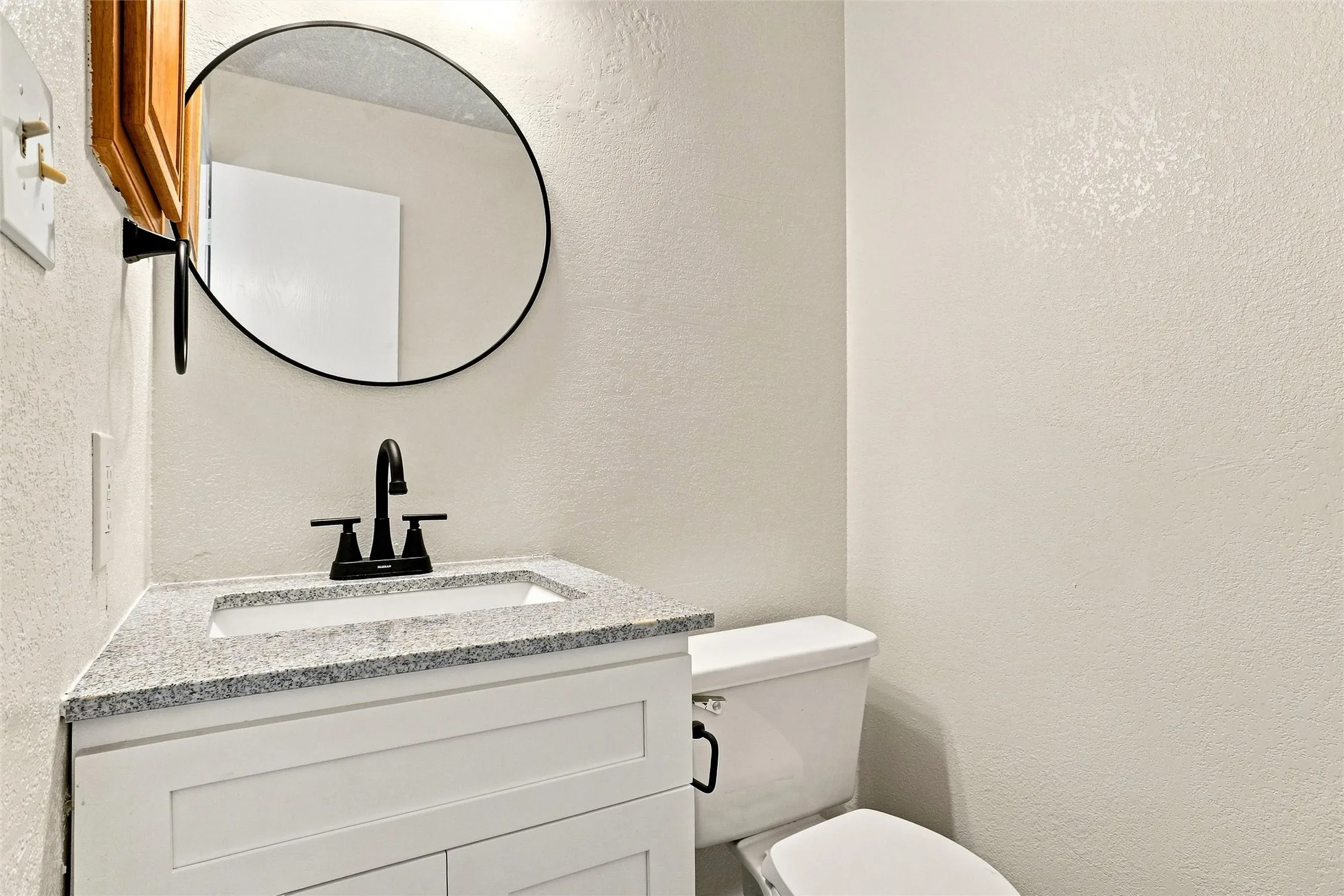 Single Family Residence For Sale in Tarrant County , 4138 Scotland Drive, Grand Prairie, Texas 75052, 4 Bedroom, 3 Bathroom, 2 Garage spaces, 2,476 Sqft, built in 1987, mls#21363606, Real Estate Agent in Grand Prairie, Homes For Sale in Tarrant county, Homes For Sale in Grand Prairie, Realtor in Grand Prairie Texas, Real Estate Brokerage Independent Realty Texas, Luminita Cordes Realtor