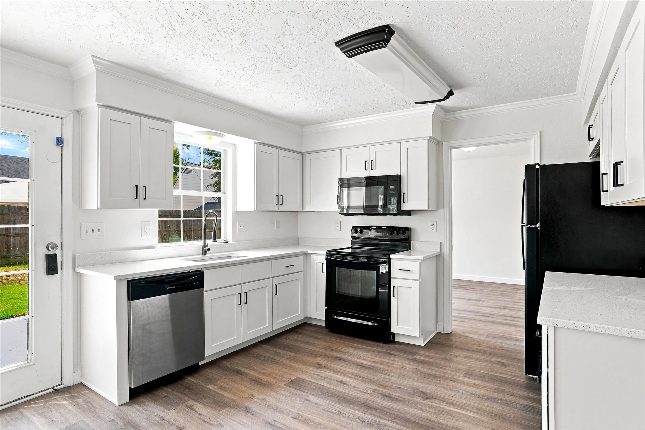 Single Family Residence For Sale in Tarrant County , 4138 Scotland Drive, Grand Prairie, Texas 75052, 4 Bedroom, 3 Bathroom, 2 Garage spaces, 2,476 Sqft, built in 1987, mls#21363606, Real Estate Agent in Grand Prairie, Homes For Sale in Tarrant county, Homes For Sale in Grand Prairie, Realtor in Grand Prairie Texas, Real Estate Brokerage Independent Realty Texas, Luminita Cordes Realtor