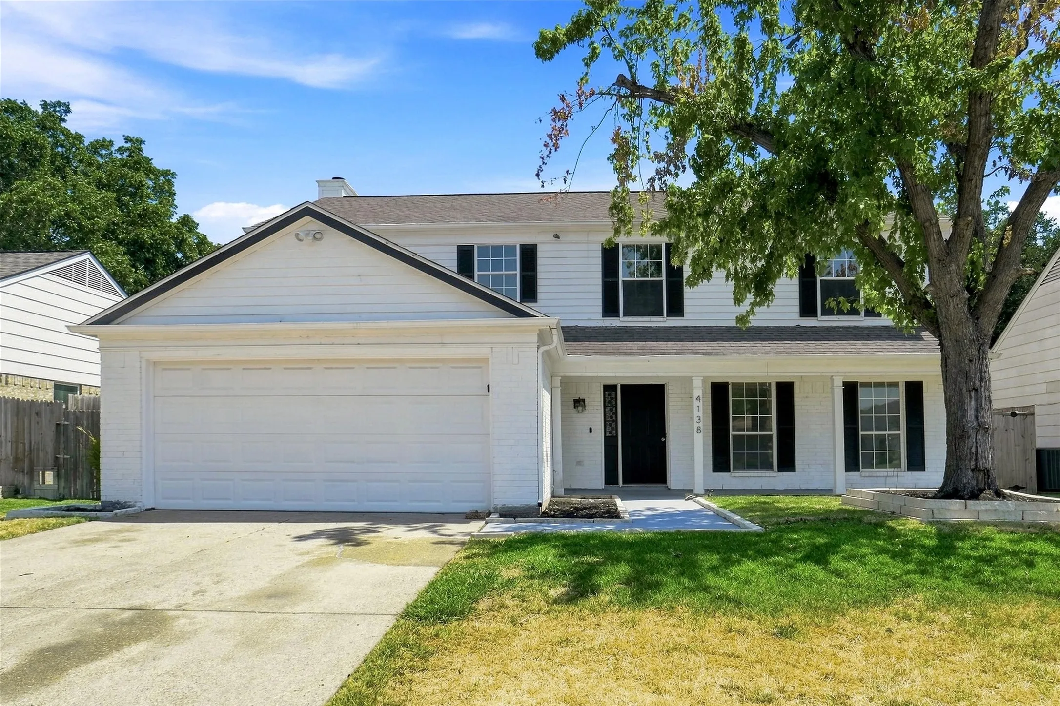 Single Family Residence For Sale in Tarrant County , 4138 Scotland Drive, Grand Prairie, Texas 75052, 4 Bedroom, 3 Bathroom, 2 Garage spaces, 2,476 Sqft, built in 1987, mls#21363606, Real Estate Agent in Grand Prairie, Homes For Sale in Tarrant county, Homes For Sale in Grand Prairie, Realtor in Grand Prairie Texas, Real Estate Brokerage Independent Realty Texas, Luminita Cordes Realtor