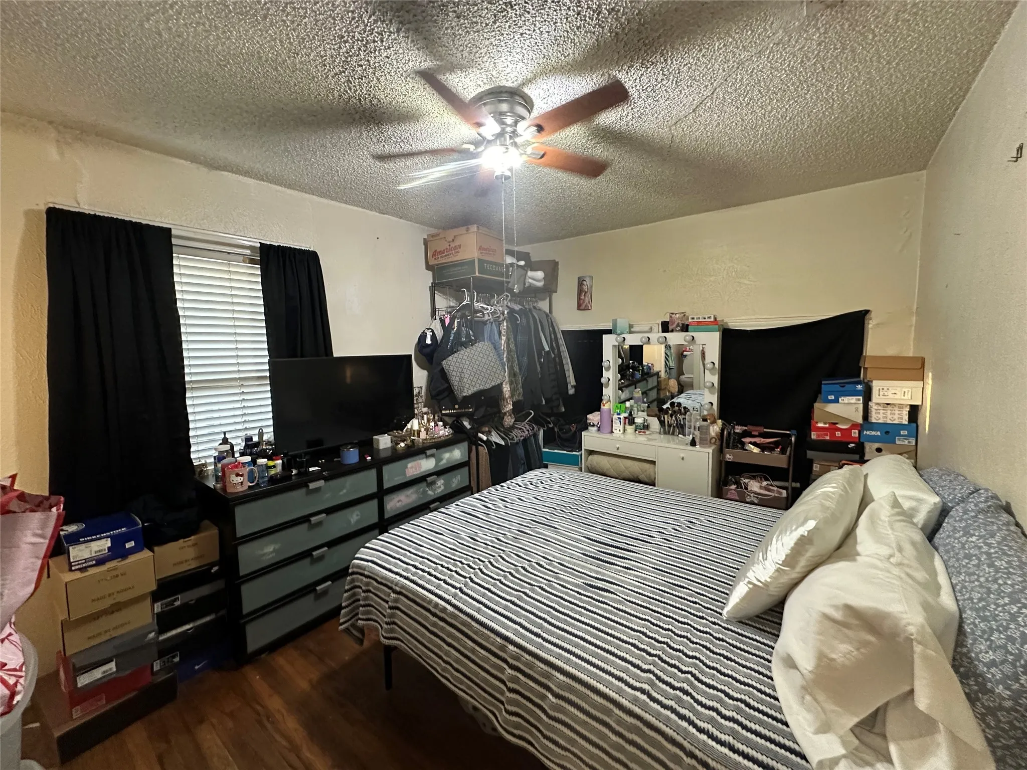 Single Family Residence For Sale in Dallas County , 7805 Wanebe Drive, Dallas, Texas 75235, 3 Bedroom, 2 Bathroom, Garage spaces, 1,561 Sqft, built in 1948, mls#21372900, Real Estate Agent in Dallas, Homes For Sale in Dallas county, Homes For Sale in Dallas, Realtor in Dallas Texas, Real Estate Brokerage Independent Realty Texas, Luminita Cordes Realtor