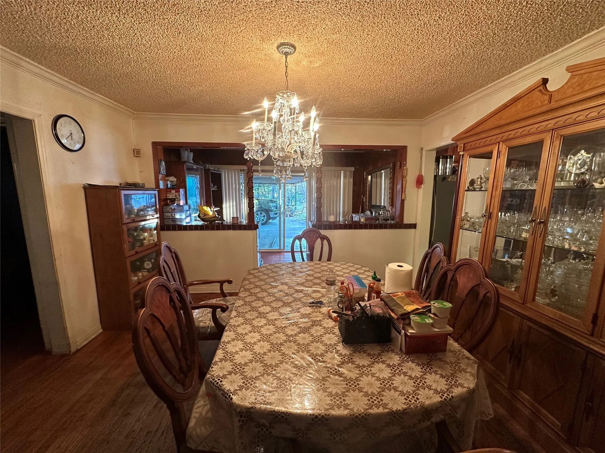Single Family Residence For Sale in Dallas County , 7805 Wanebe Drive, Dallas, Texas 75235, 3 Bedroom, 2 Bathroom, Garage spaces, 1,561 Sqft, built in 1948, mls#21372900, Real Estate Agent in Dallas, Homes For Sale in Dallas county, Homes For Sale in Dallas, Realtor in Dallas Texas, Real Estate Brokerage Independent Realty Texas, Luminita Cordes Realtor