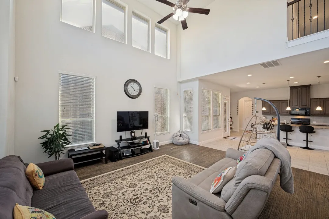 Single Family Residence For Rent in Collin County , 3812 Cliffstone Way, Mc Kinney, Texas 75070, 3 Bedroom, 3 Bathroom, 2 Garage spaces, 2,033 Sqft, built in 2018, mls#21372843, Real Estate Agent in Mc Kinney, Homes For Rent in Collin county, Homes For Rent in Mc Kinney, Realtor in Mc Kinney Texas, Real Estate Brokerage Independent Realty Texas, Luminita Cordes Realtor